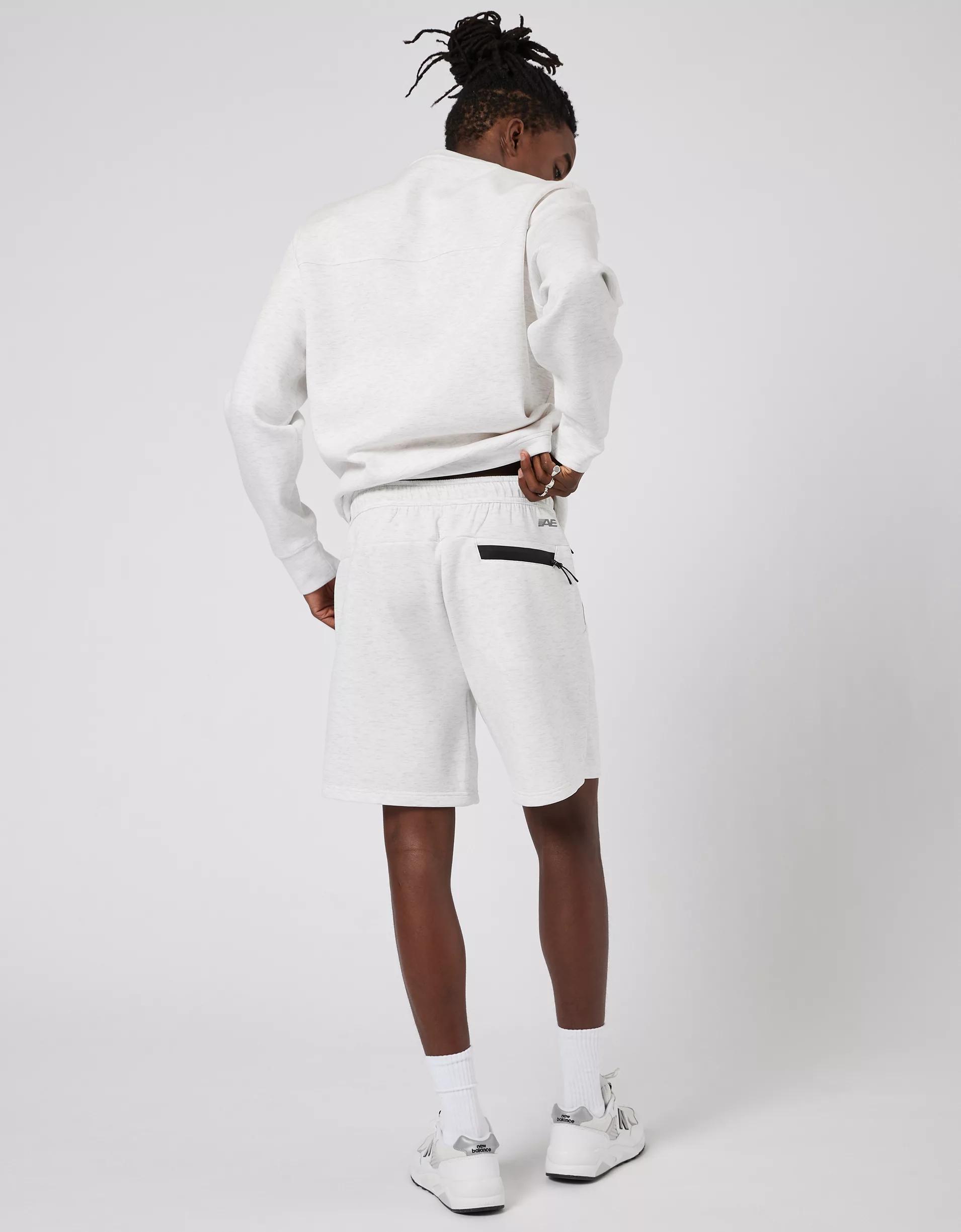 AE 24/7 8" Jogger Short Product Image