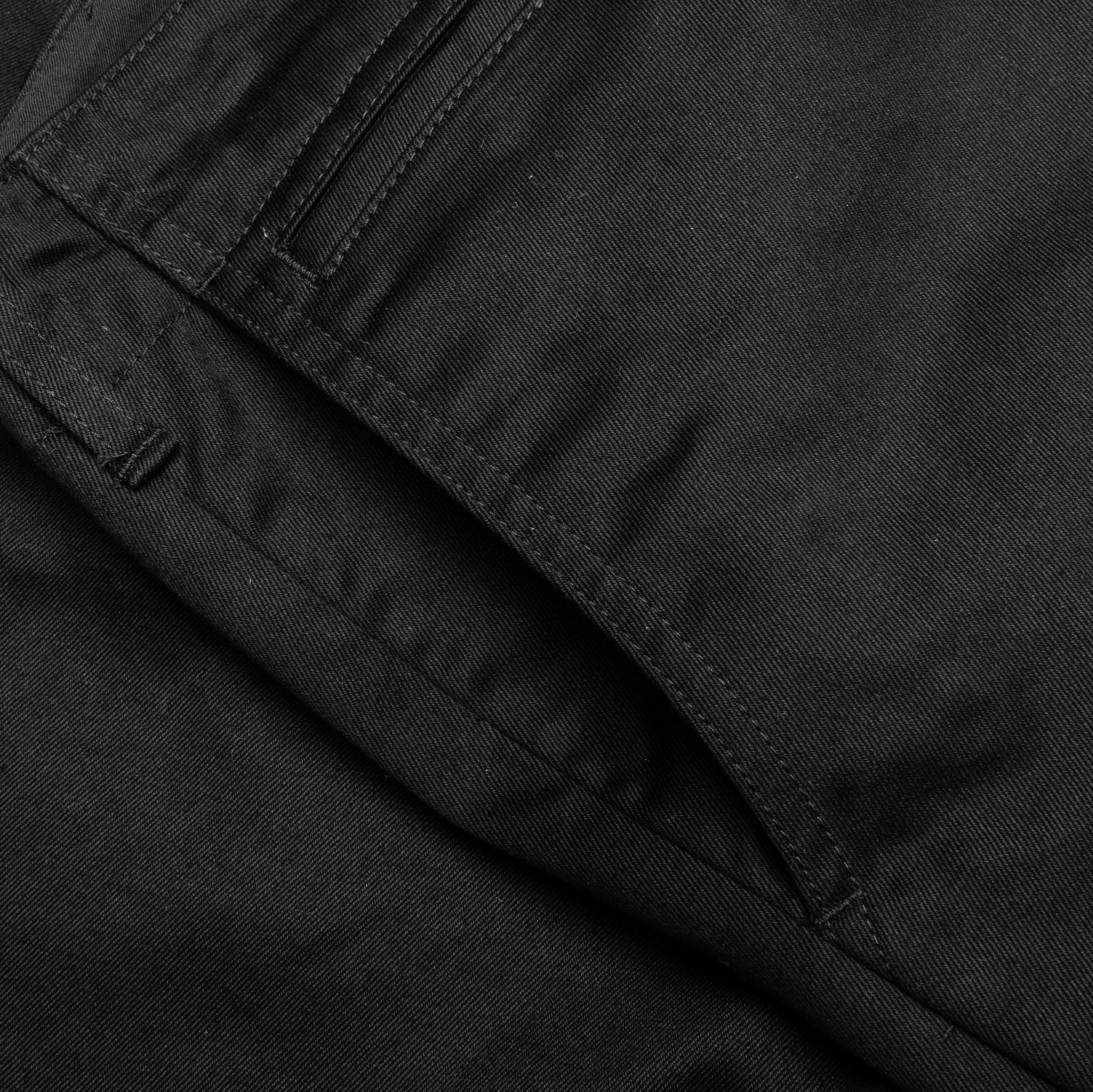 Classic Chino Short Pants - Black Male Product Image