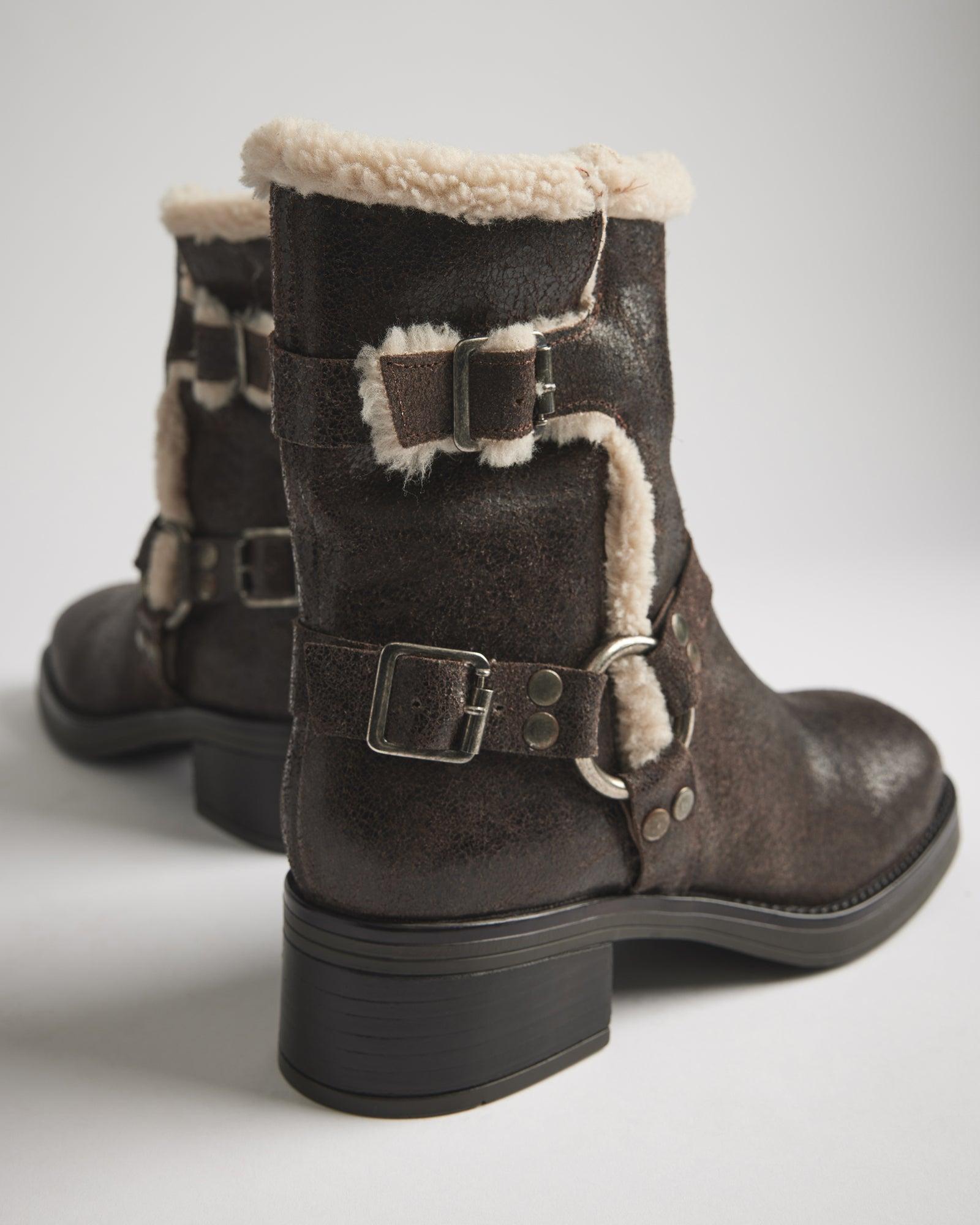 BRIXTON FUR BROWN DISTRESSED Female Product Image