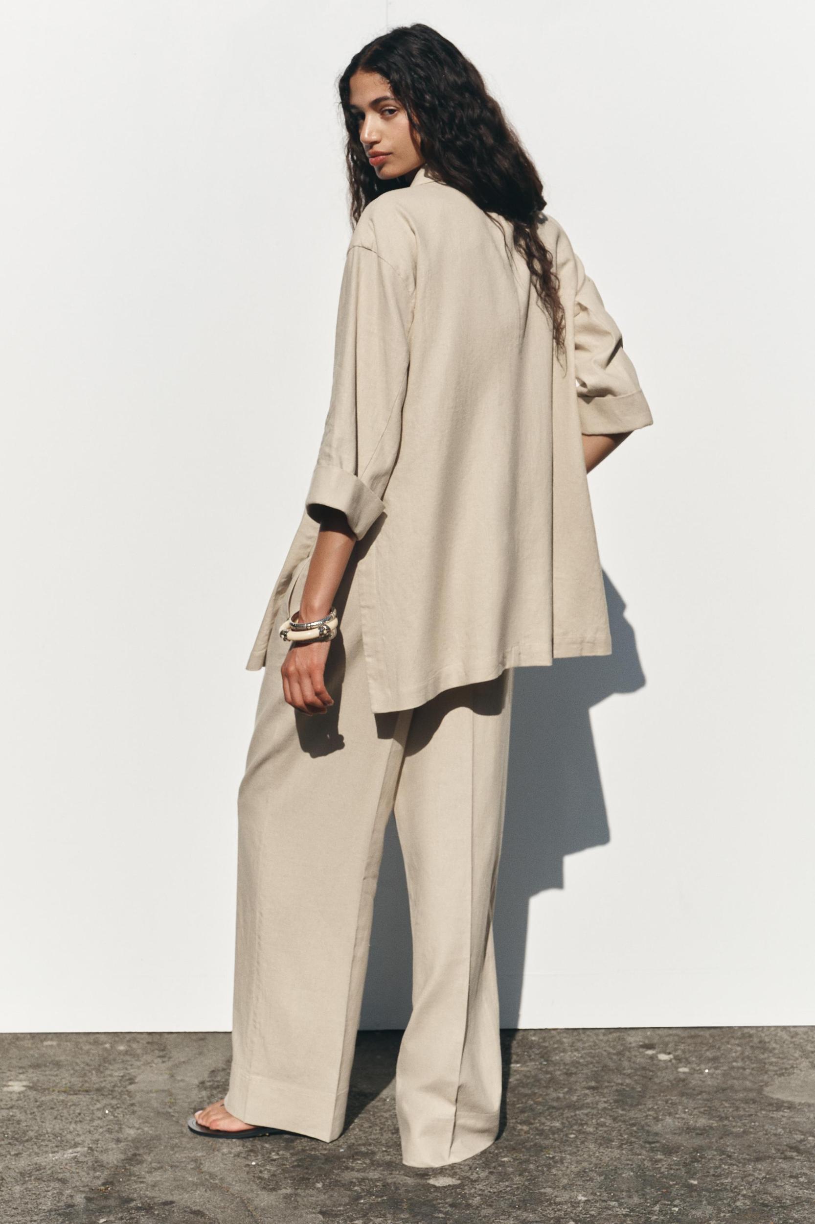 LINEN BLEND DOUBLE BREASTED BLAZER Product Image