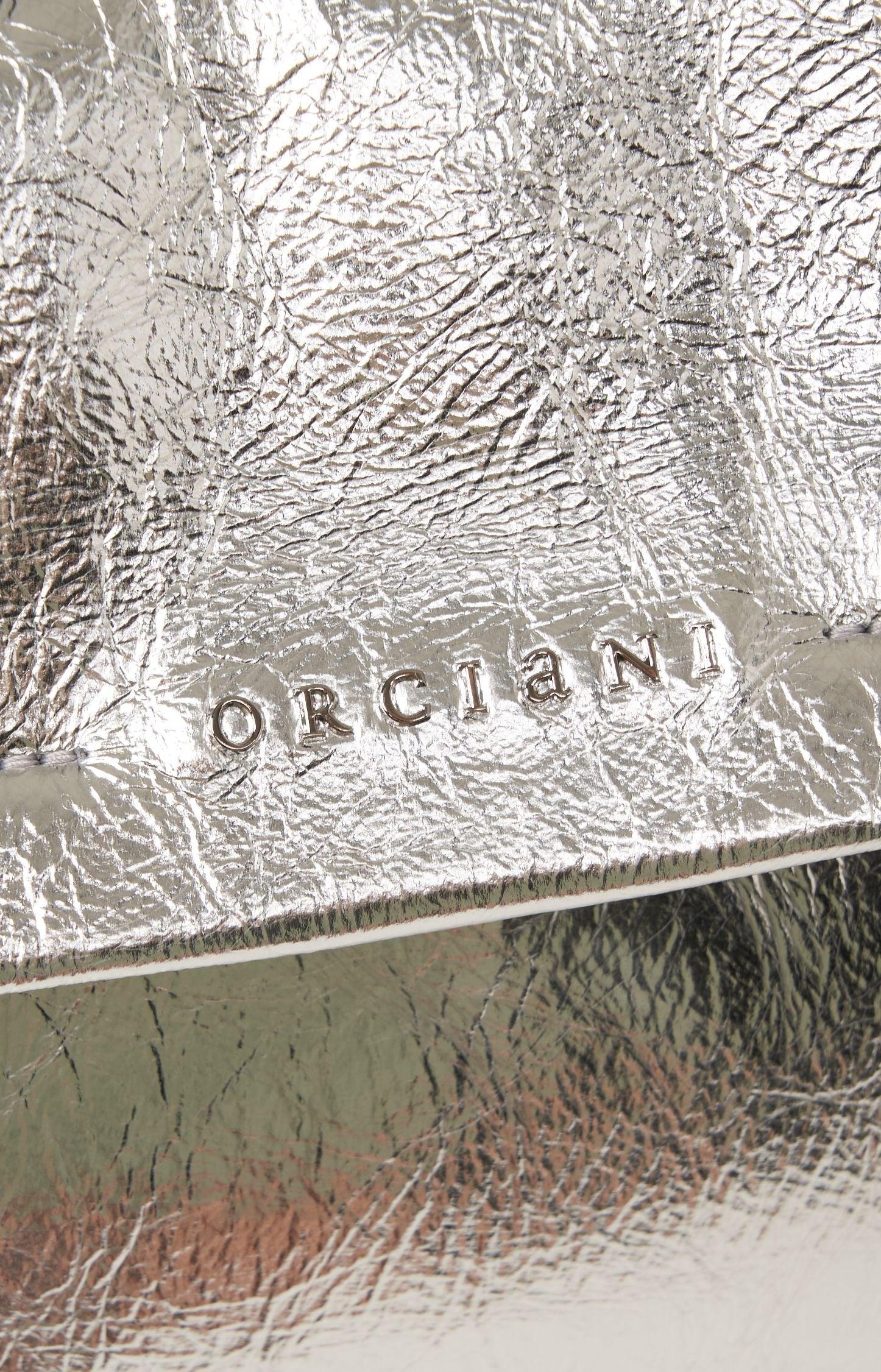 Shoulder bag in metallic look Product Image