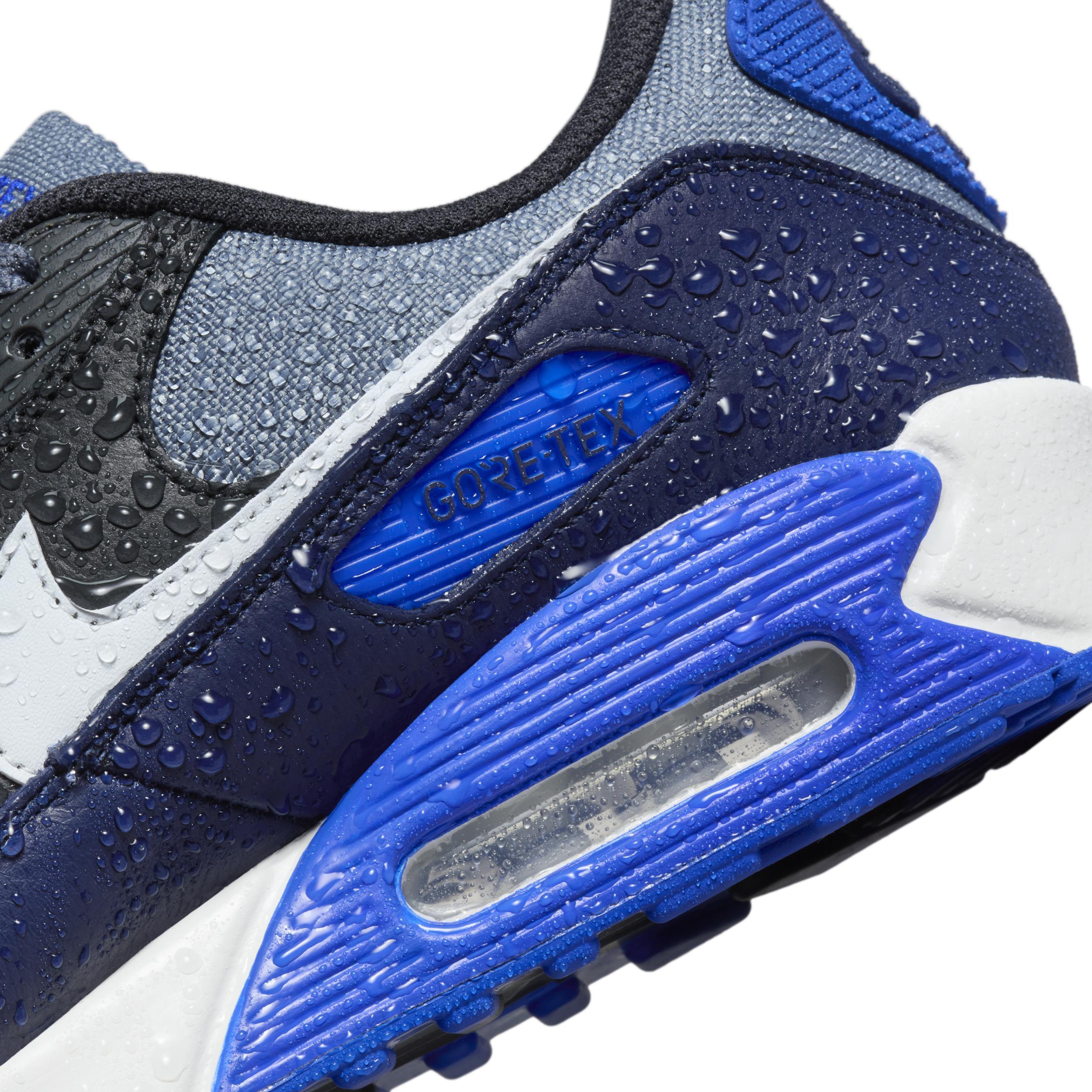 Nike Men's Air Max 90 GORE-TEX Winterized Shoes Product Image