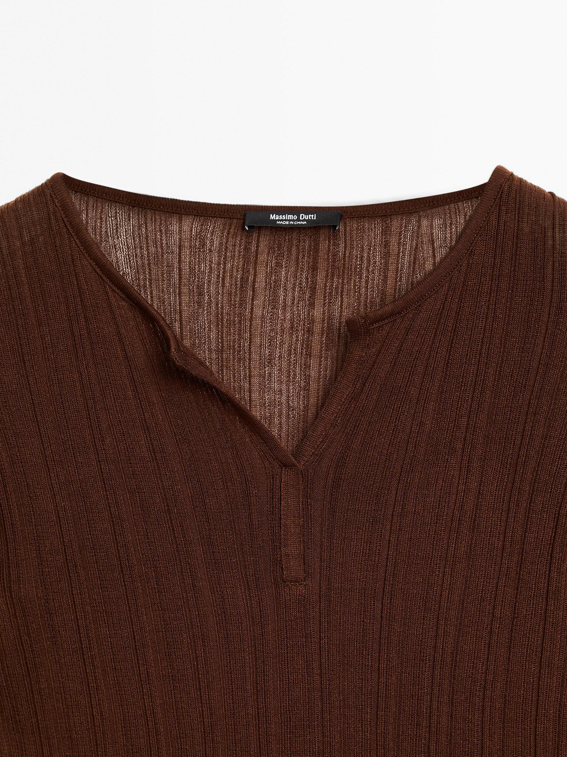 Long sleeve ribbed T-shirt Product Image