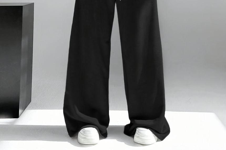 Drawstring Waist Plain Wide Leg Sweatpants Product Image