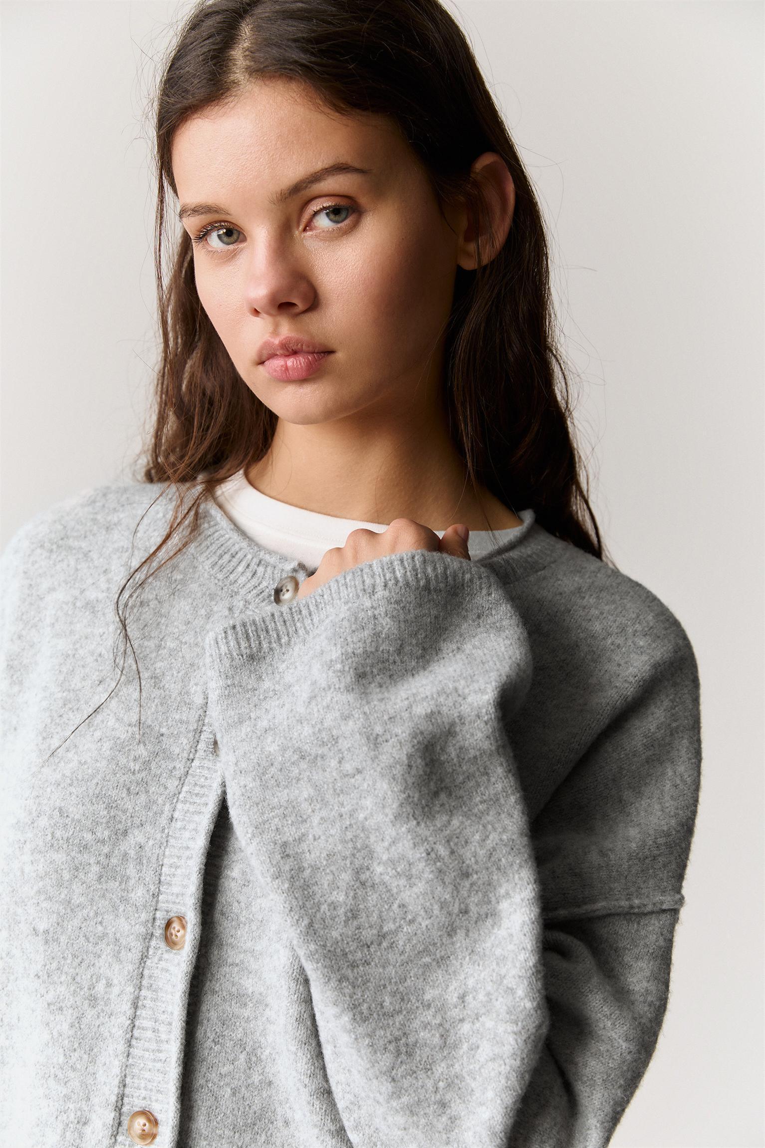 Buttoned cardigan Product Image