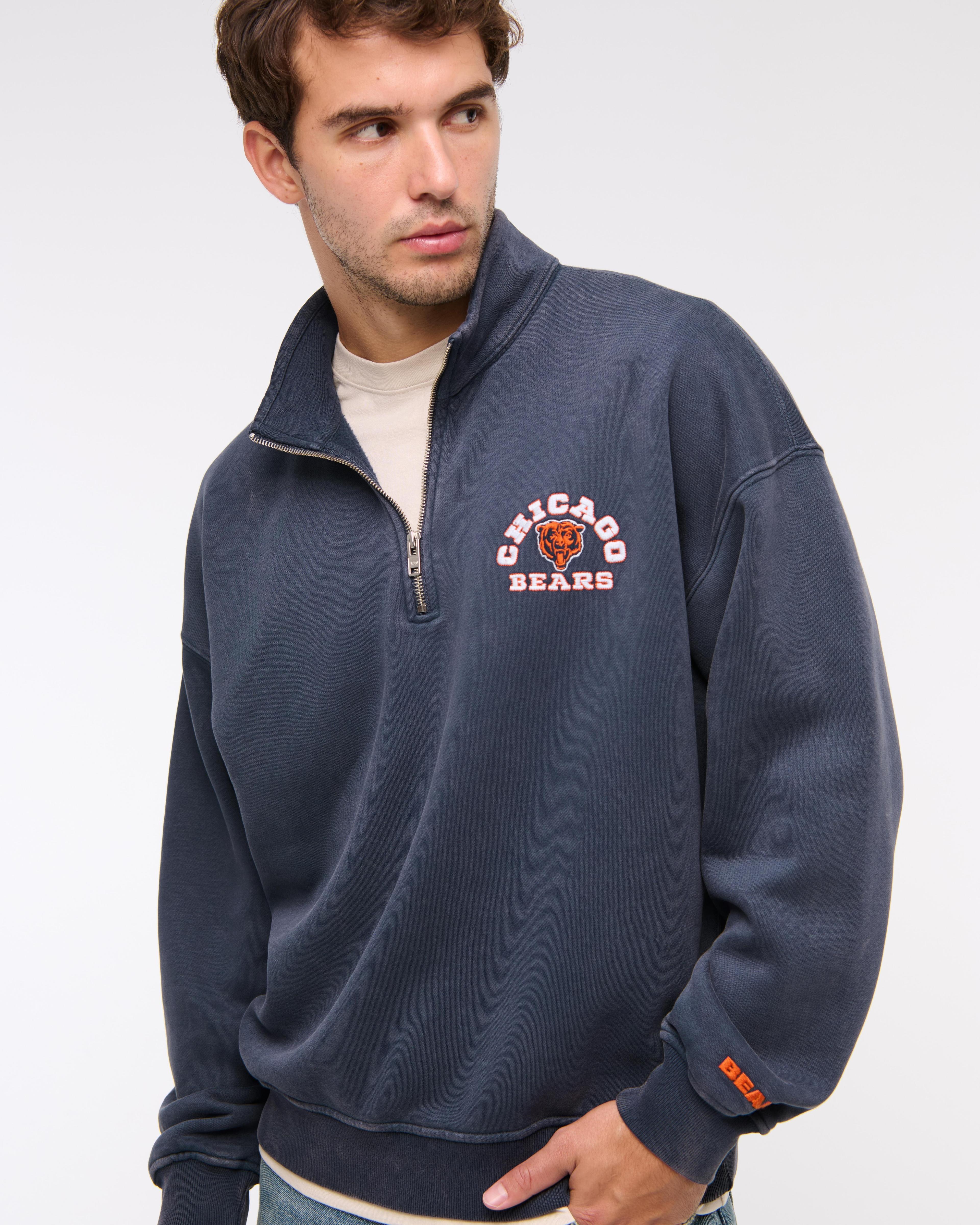 Chicago Bears Half-Zip Sweatshirt Product Image