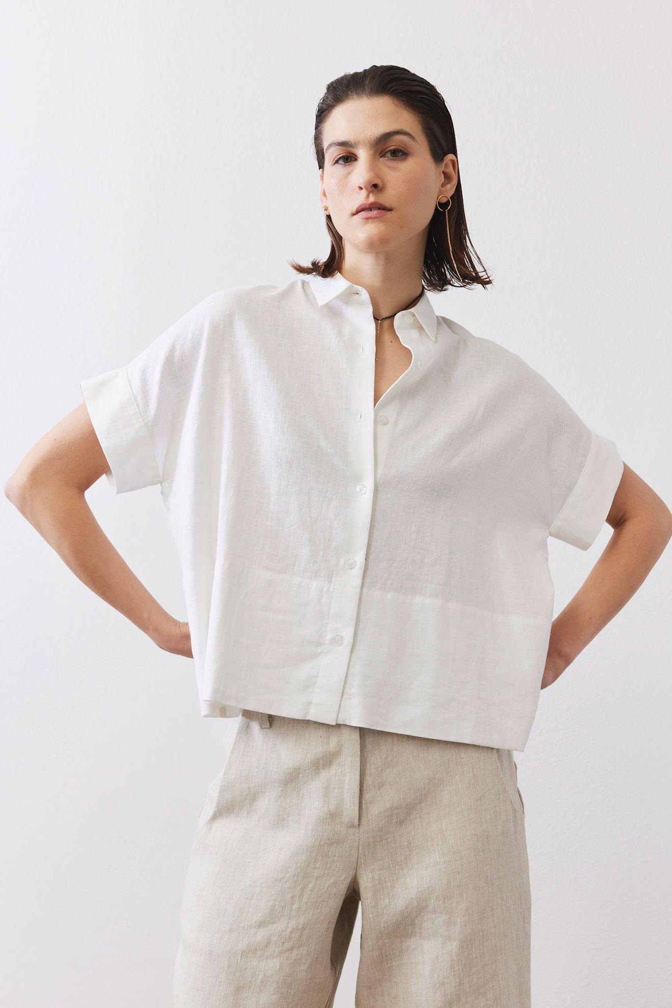 Boxy Linen Cropped Blouse Product Image