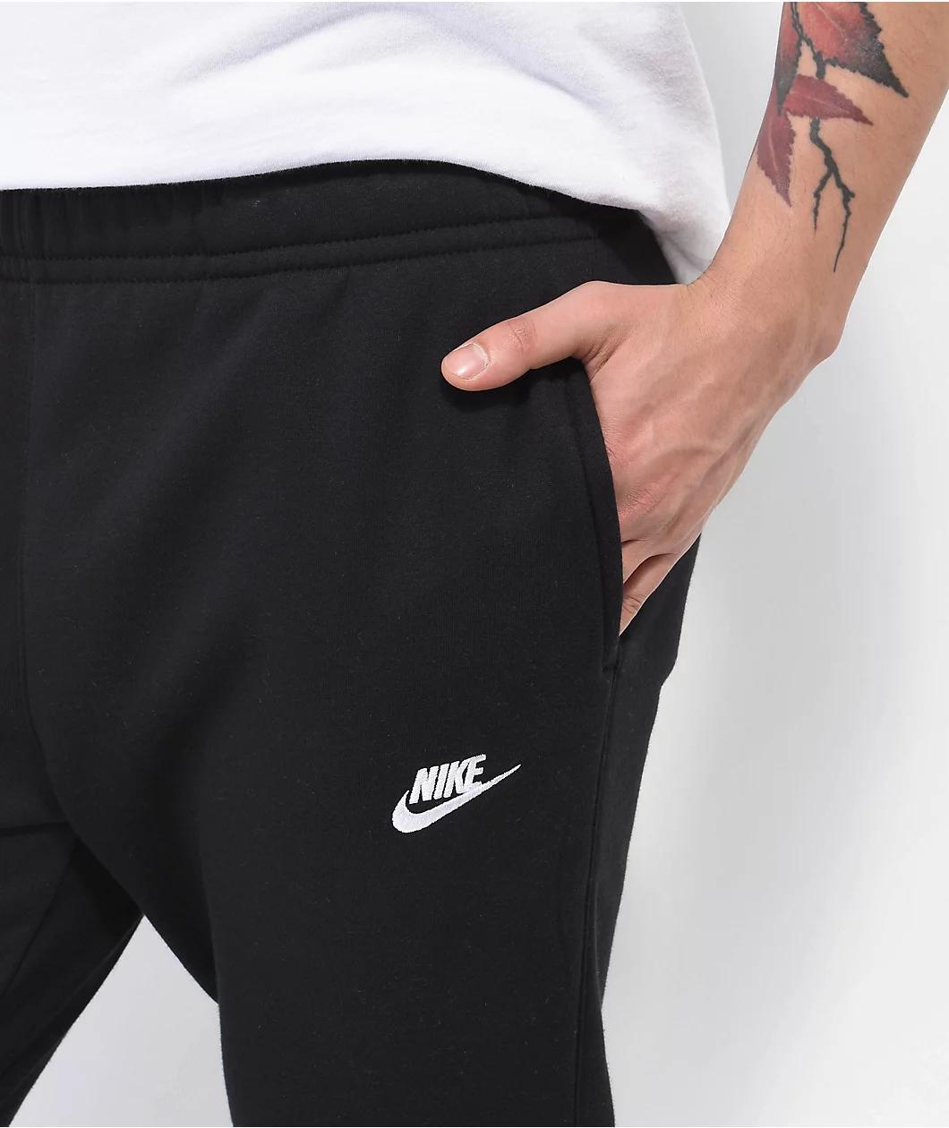 Nike Sportswear Club Black Jogger Sweatpants Product Image