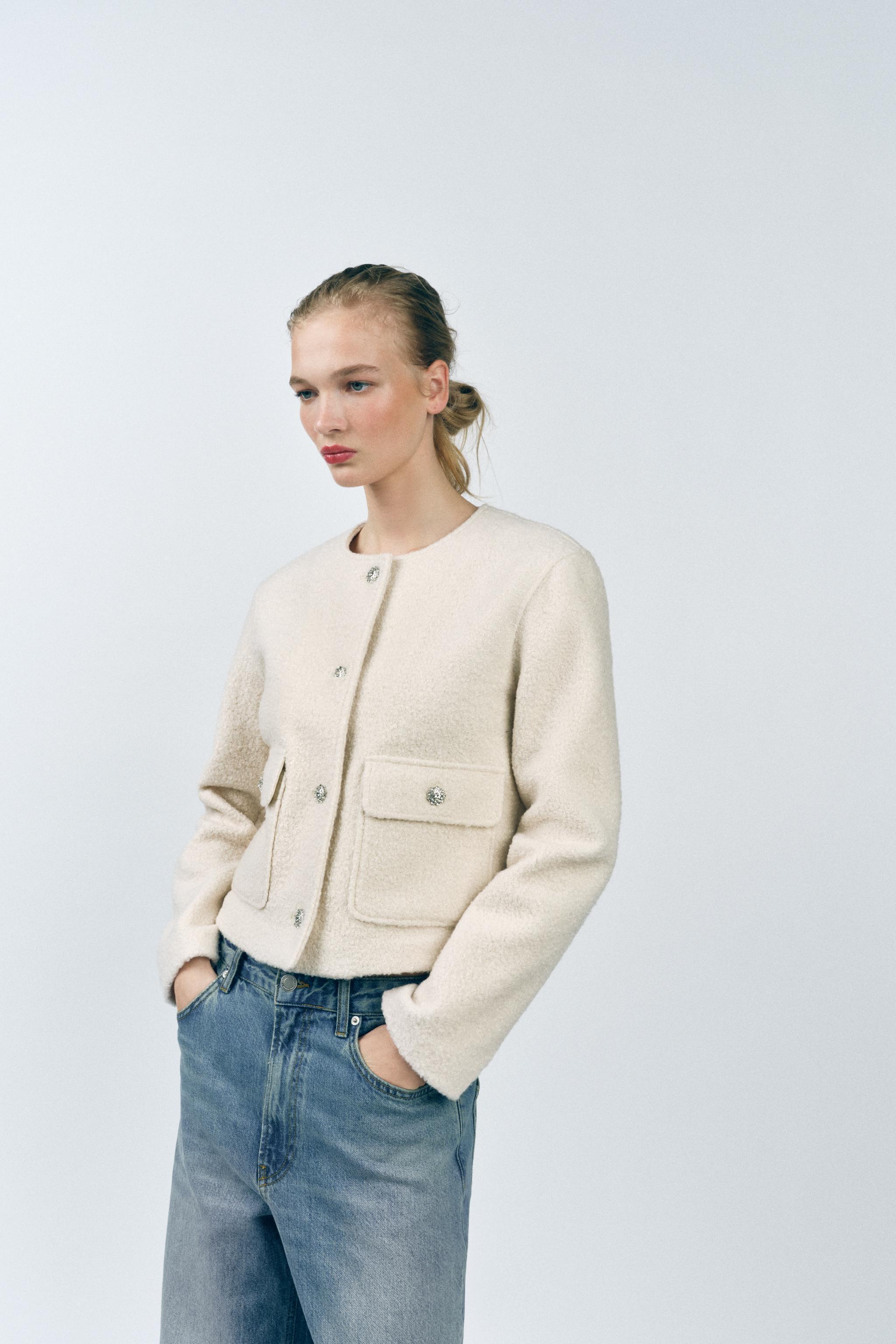 BOUCLÉ BUTTON JACKET Product Image