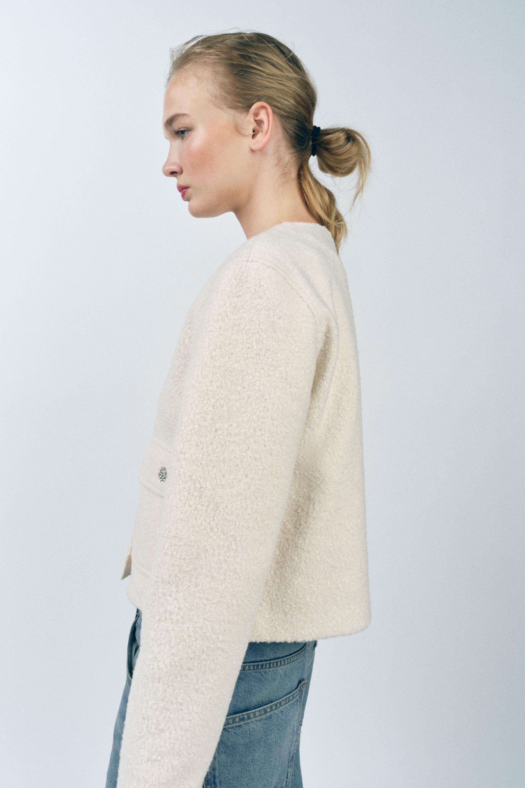 BOUCLÉ BUTTON JACKET Product Image