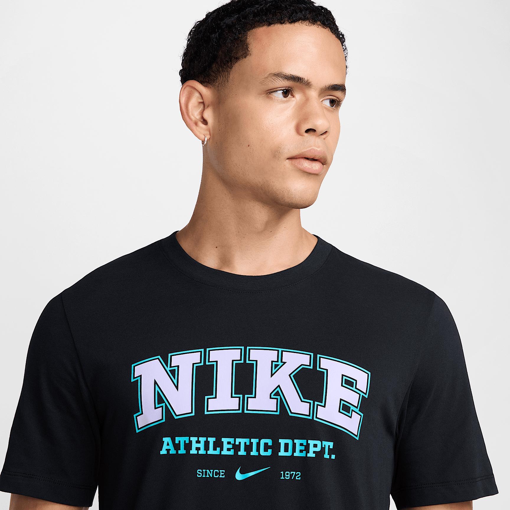 Nike Men's Dri-FIT Fitness T-Shirt Product Image