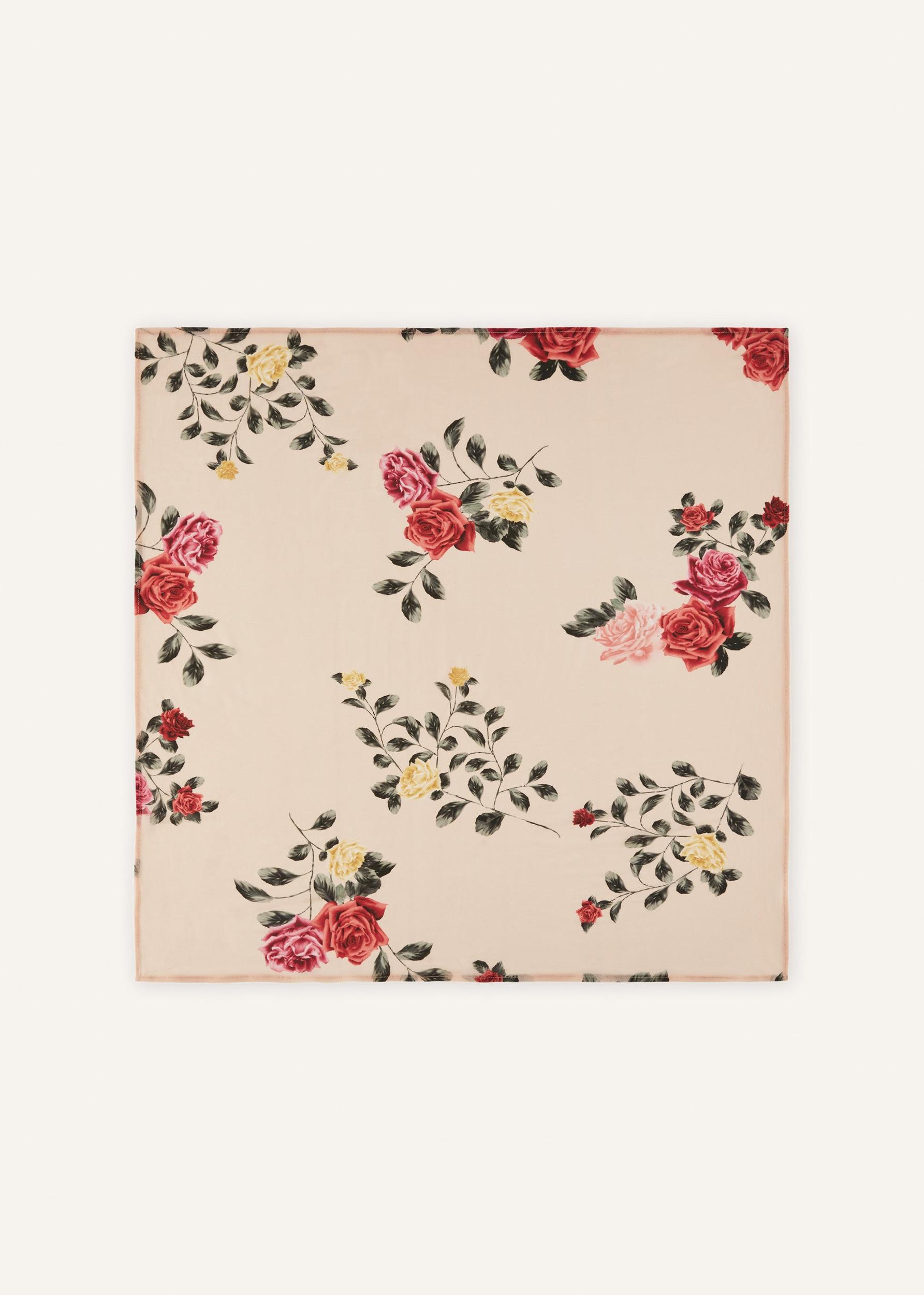 Rose print scarf in beige Product Image
