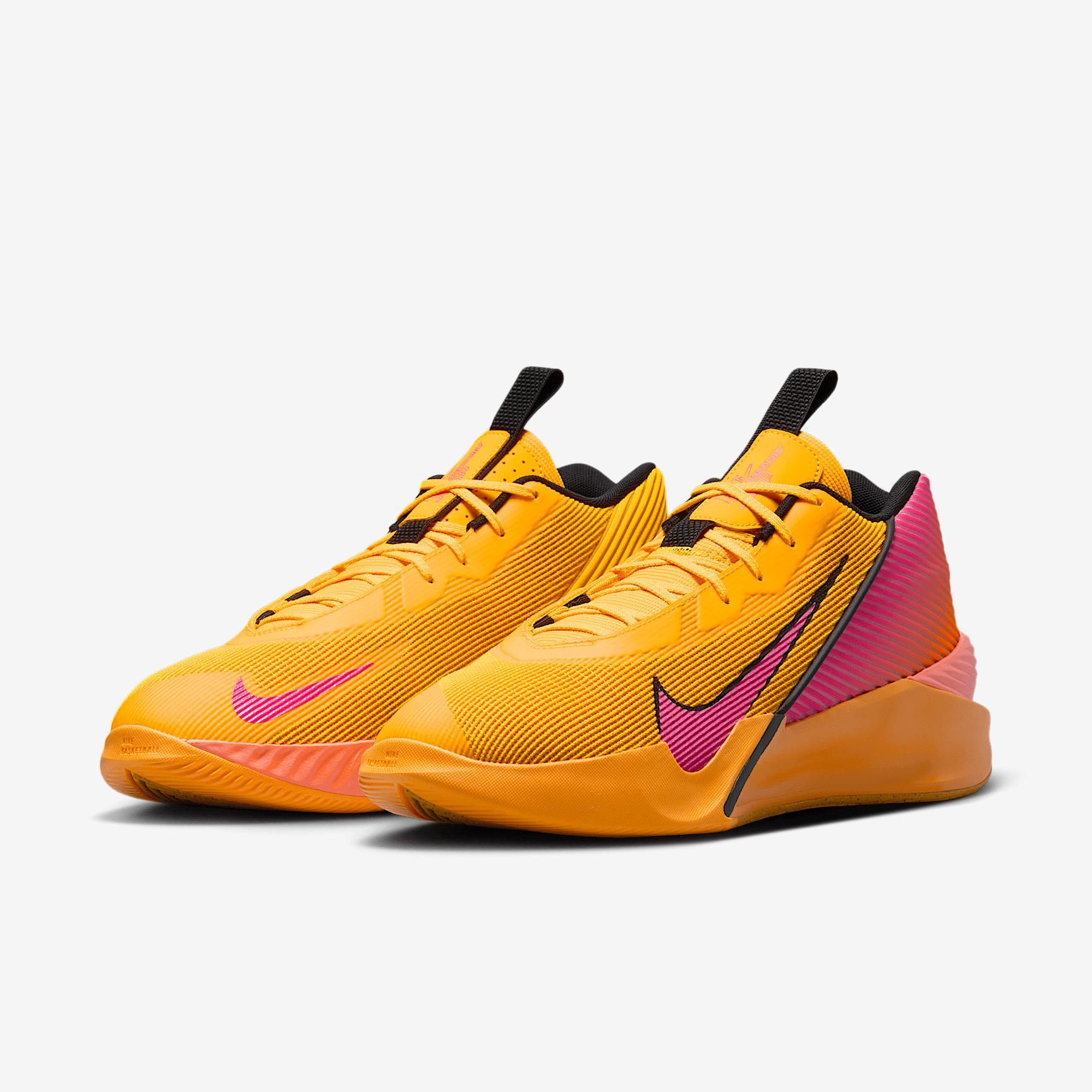 Nike Men's G.T. Jump Academy Basketball Shoes Product Image