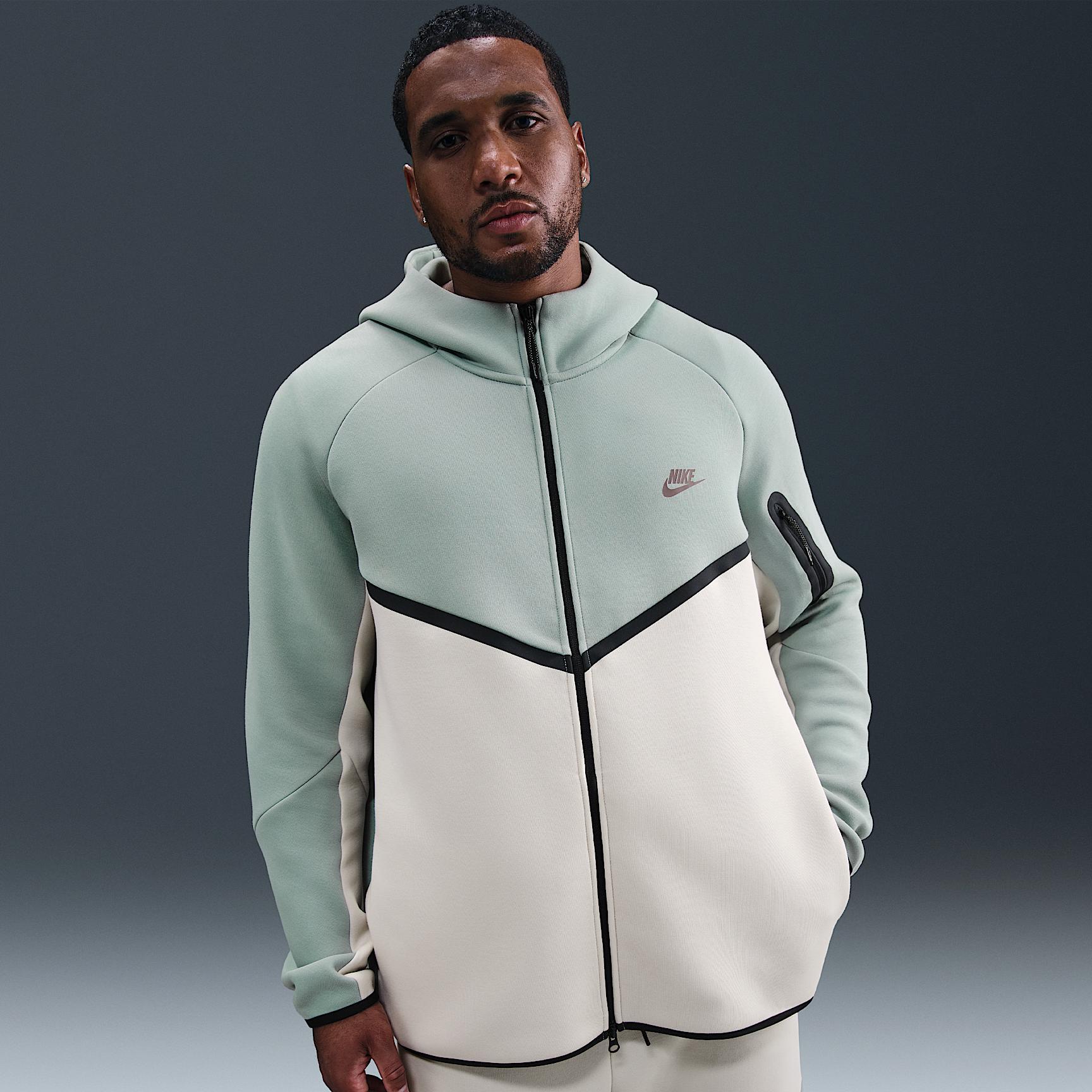 Nike Men's Tech Fleece Windrunner Full-Zip Jacket Product Image