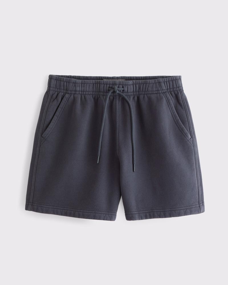 Essential Short Product Image