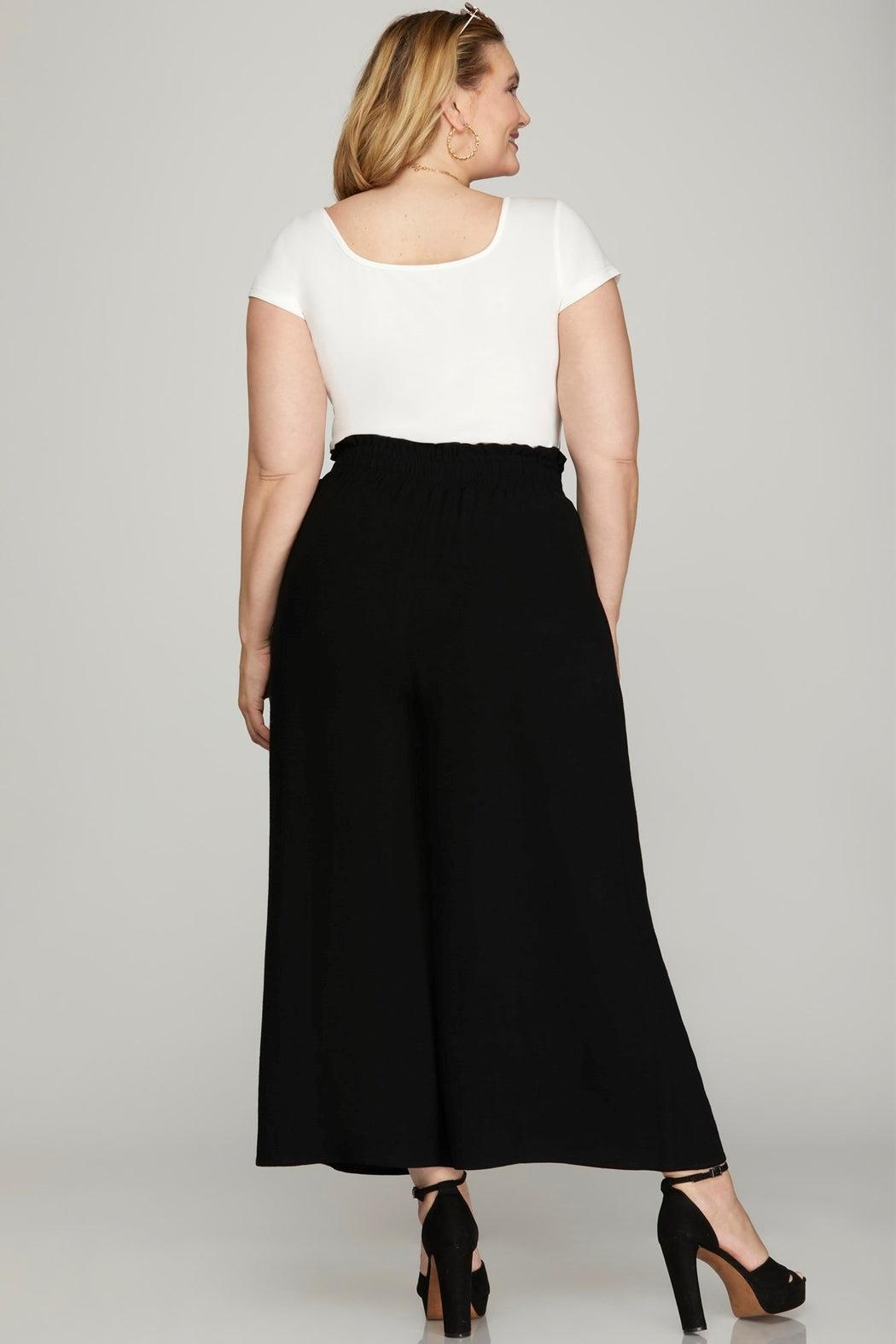 Capri Pant with waist tie Product Image