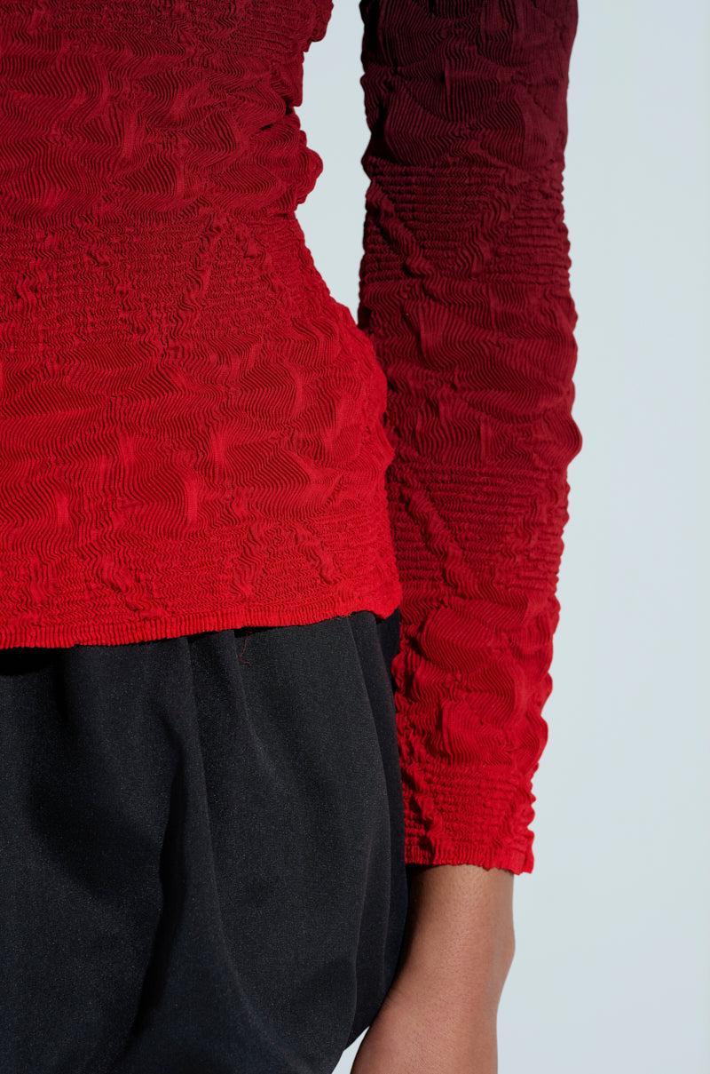 BURNING PASSION TOP Product Image