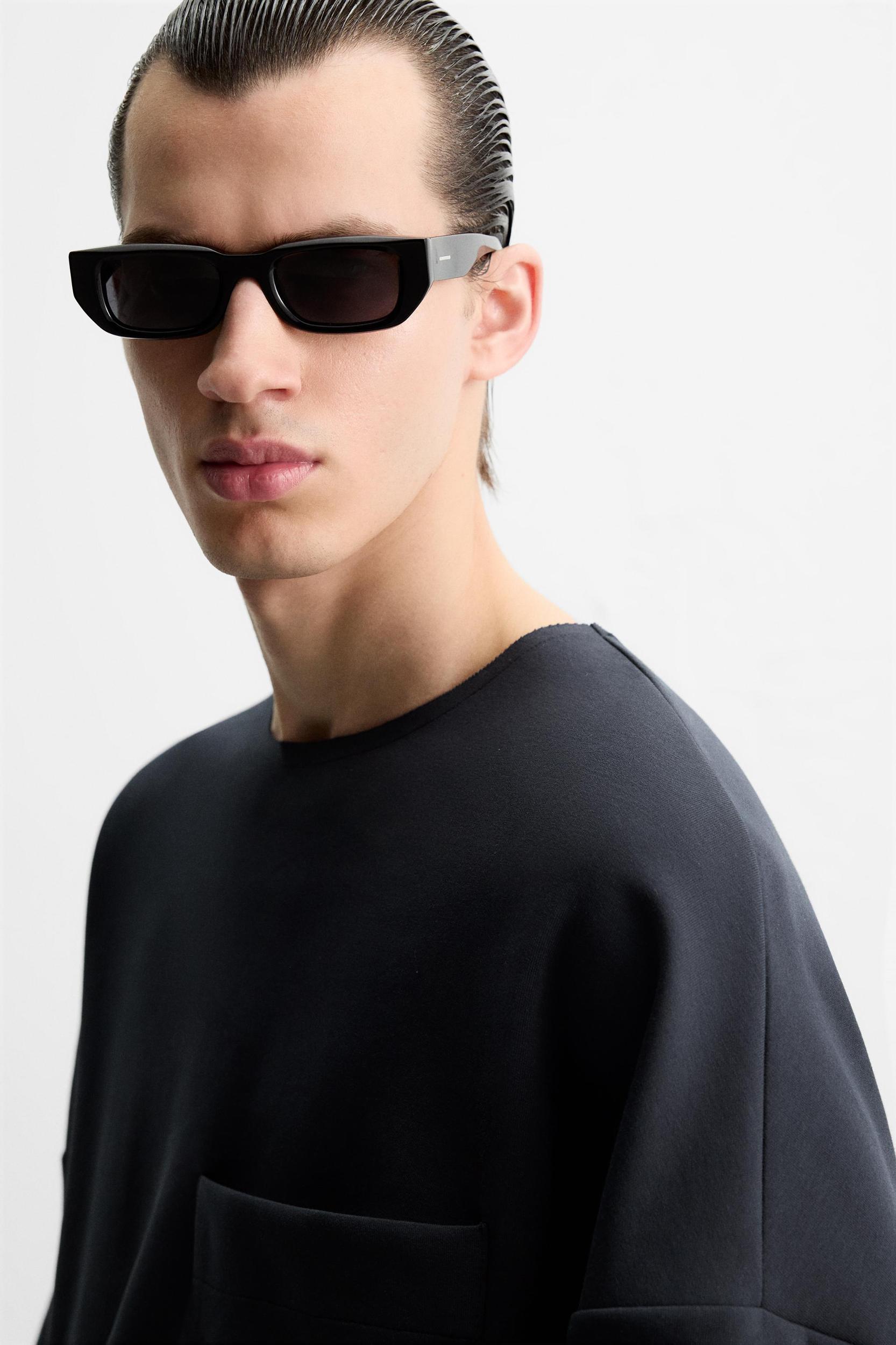 OVERSIZED FIT TECHNICAL SWEATSHIRT Product Image