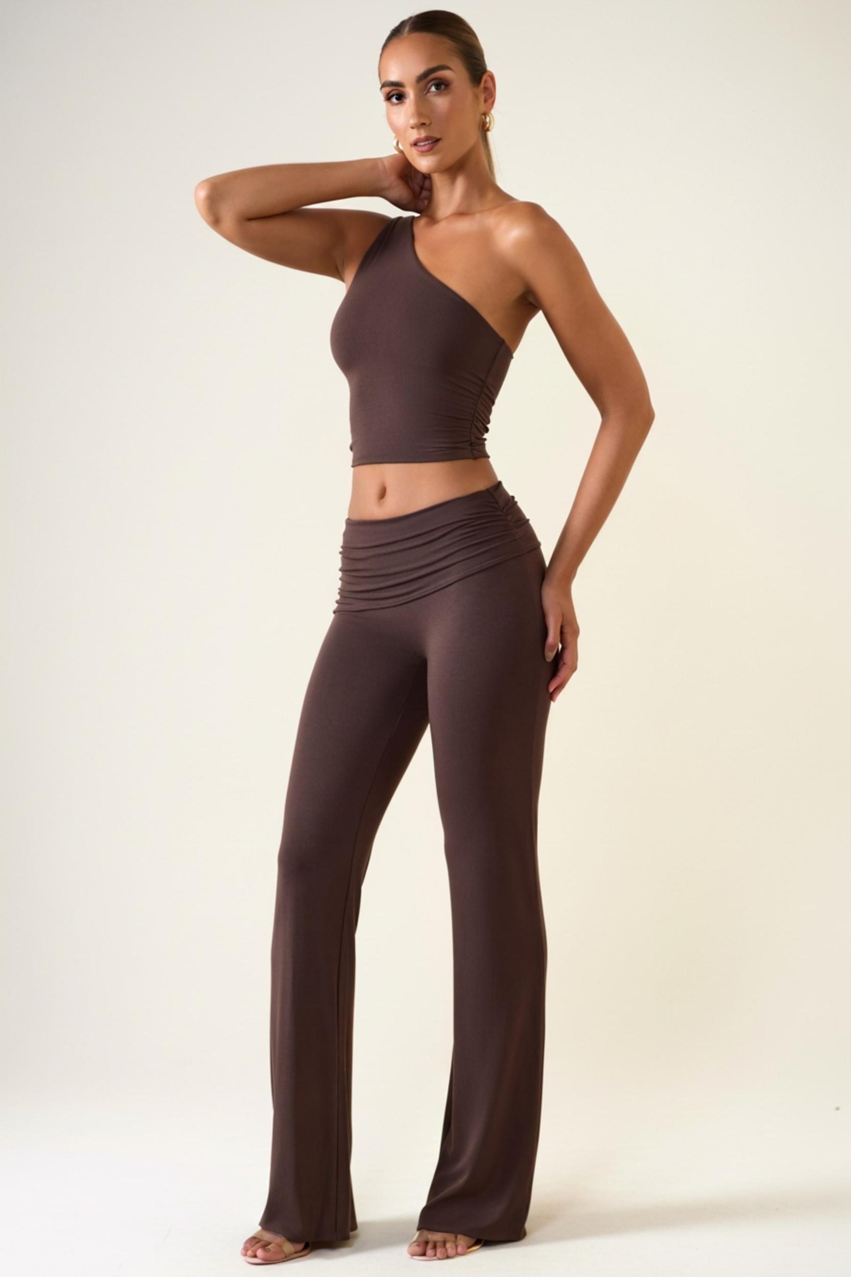 Mid-Rise Straight-Leg Trousers in Chocolate Brown Product Image