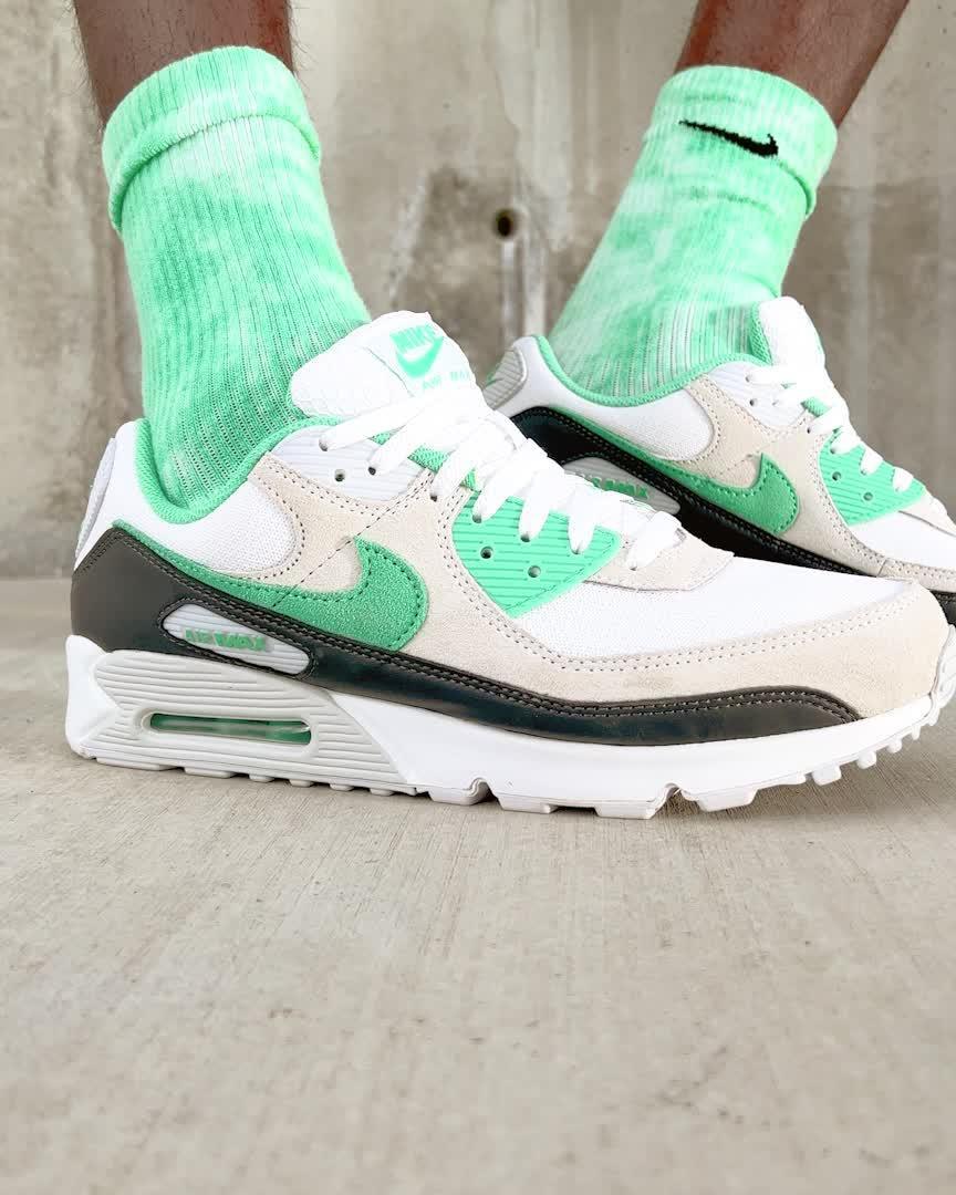 Nike Air Max 90 Men's Shoes Product Image