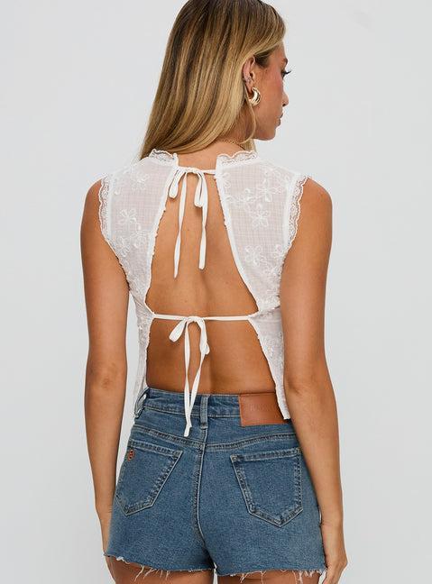 Hagea Top White Product Image