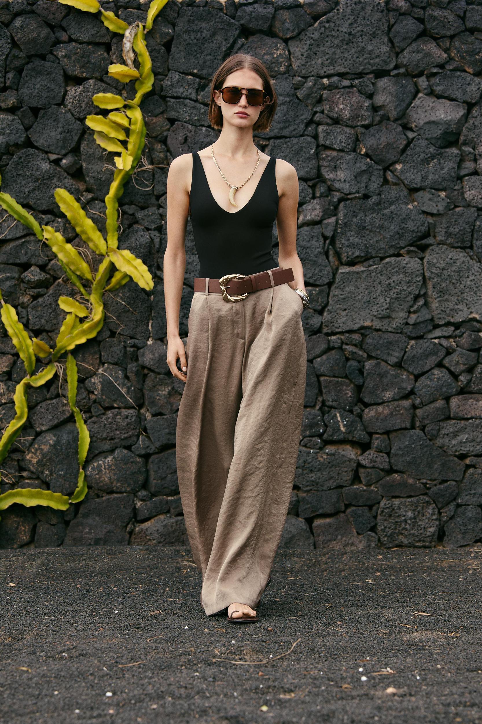 BELTED SATIN WIDE LEG PANTS Product Image