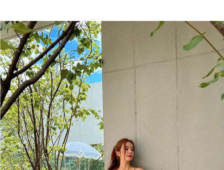 Set: Plain Bikini Top + High Waist Bottom Product Image