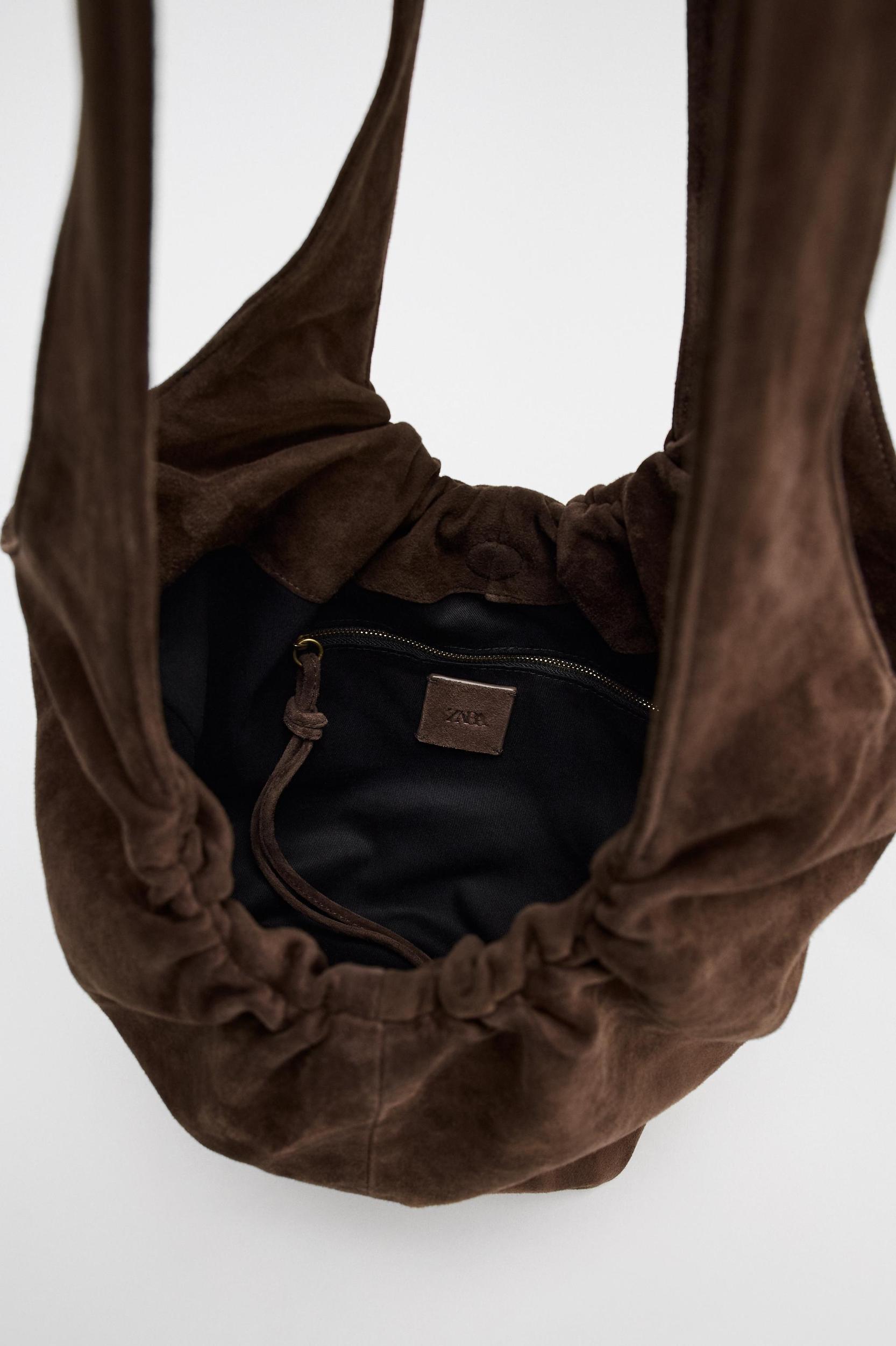 RUCHED SPLIT LEATHER BUCKET BAG Product Image