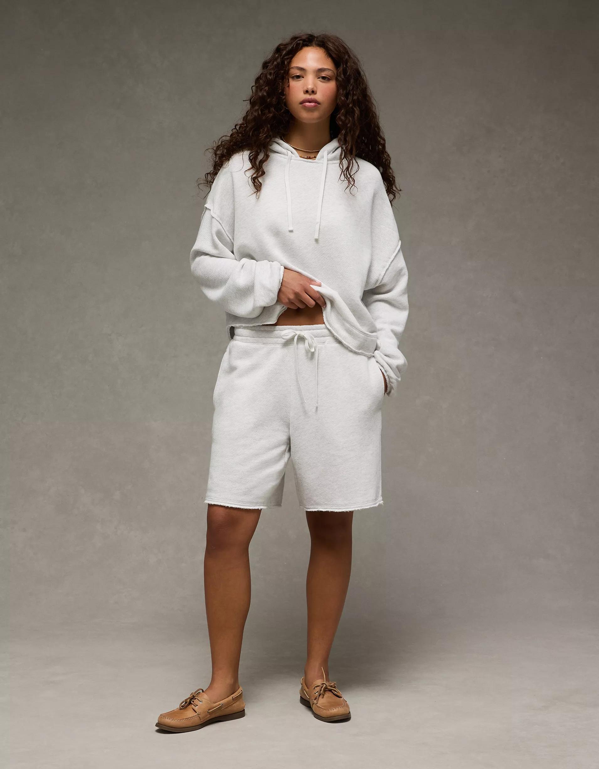 AE Saltwash Fleece Bermuda Short Product Image