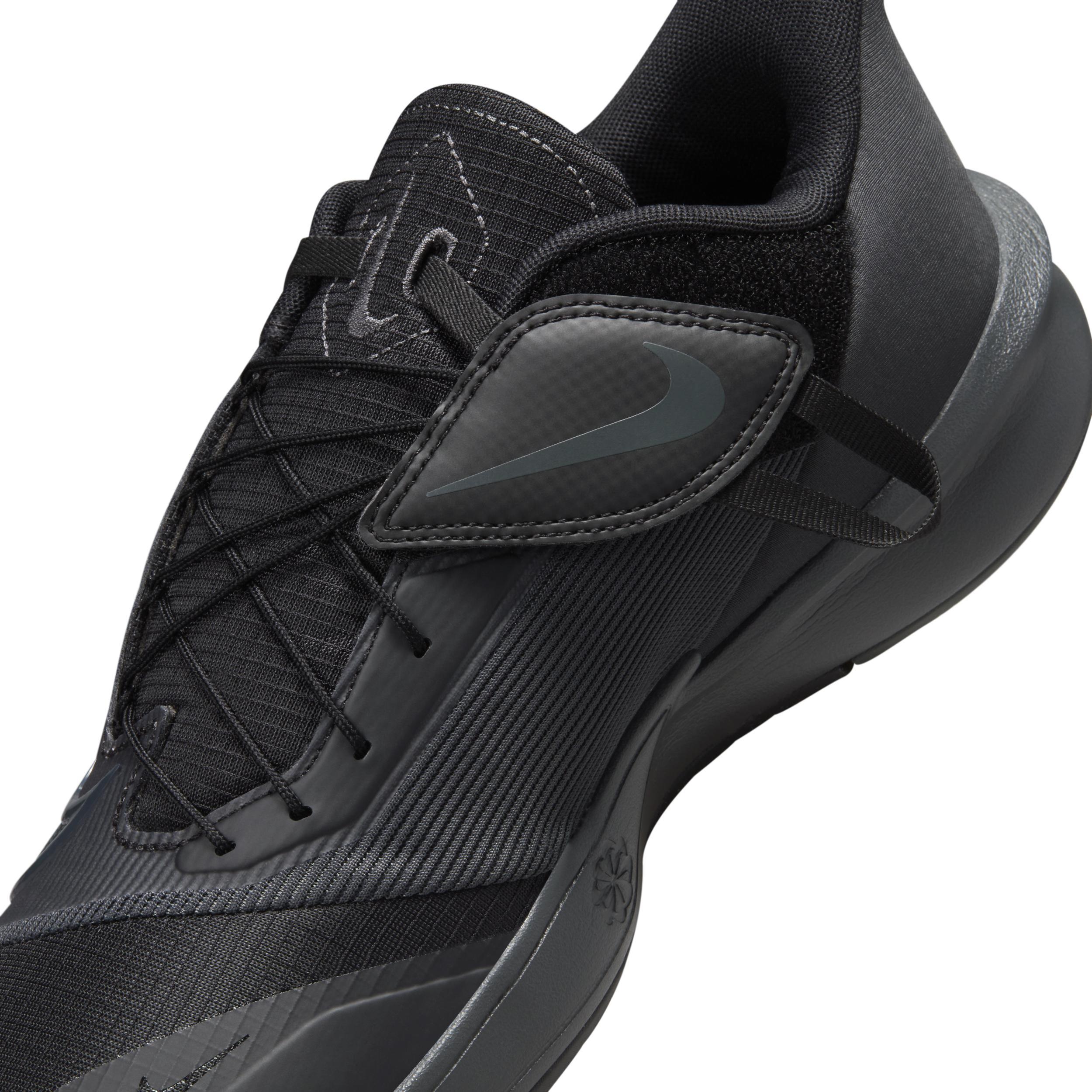 Nike Men's Precision 7 EasyOn Basketball Shoes Product Image