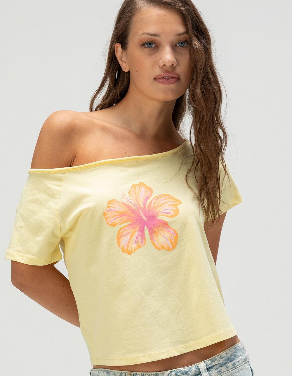 RSQ Womens Hibiscus Off The Shoulder Tee - YELLOW Product Image