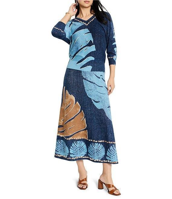 NIC + ZOE Twilight Front Easy Knit V-Neck 3/4 Sleeve Top Product Image