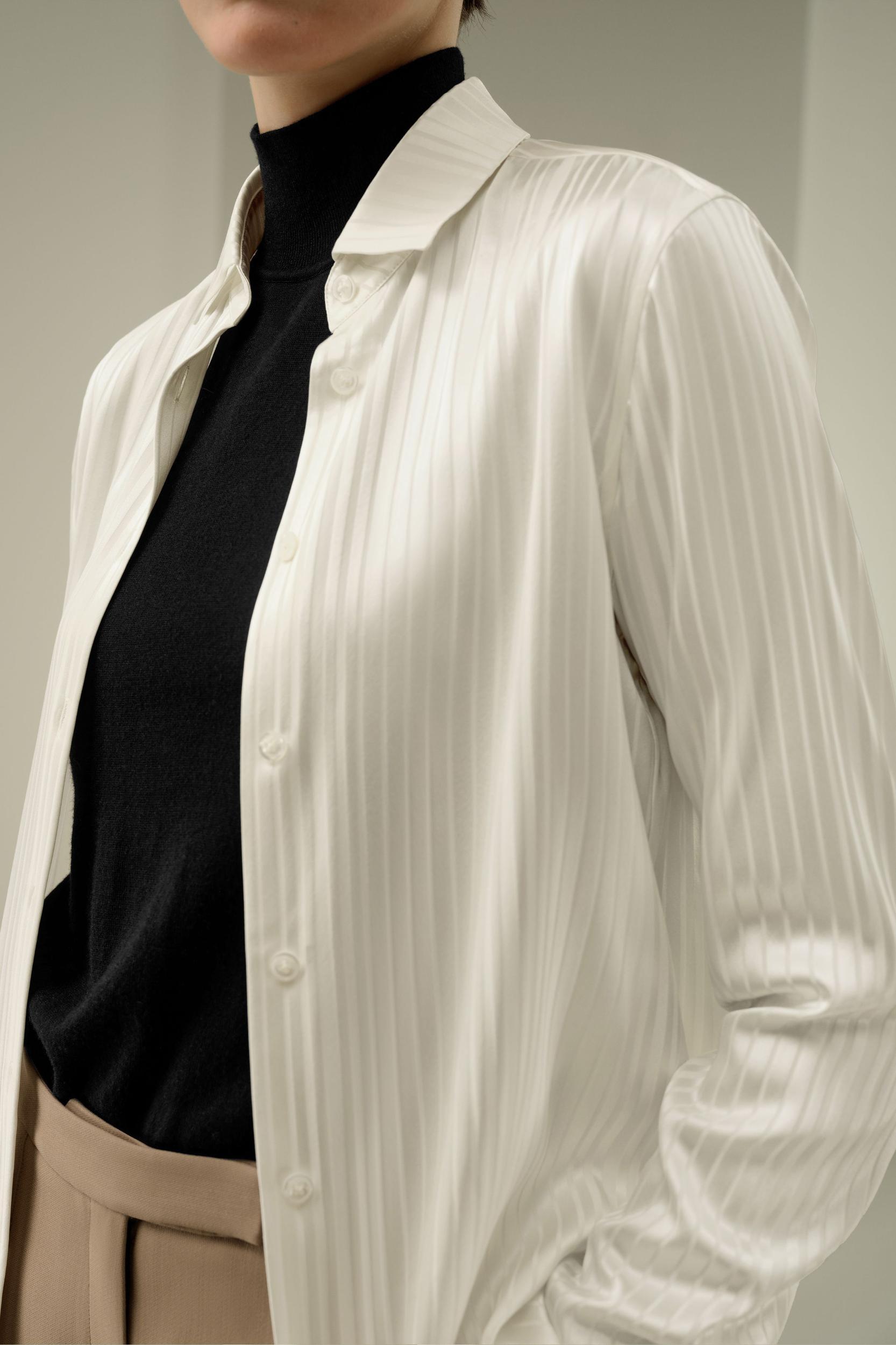 Stretched Jacquard Stripe Silk Shirt Product Image