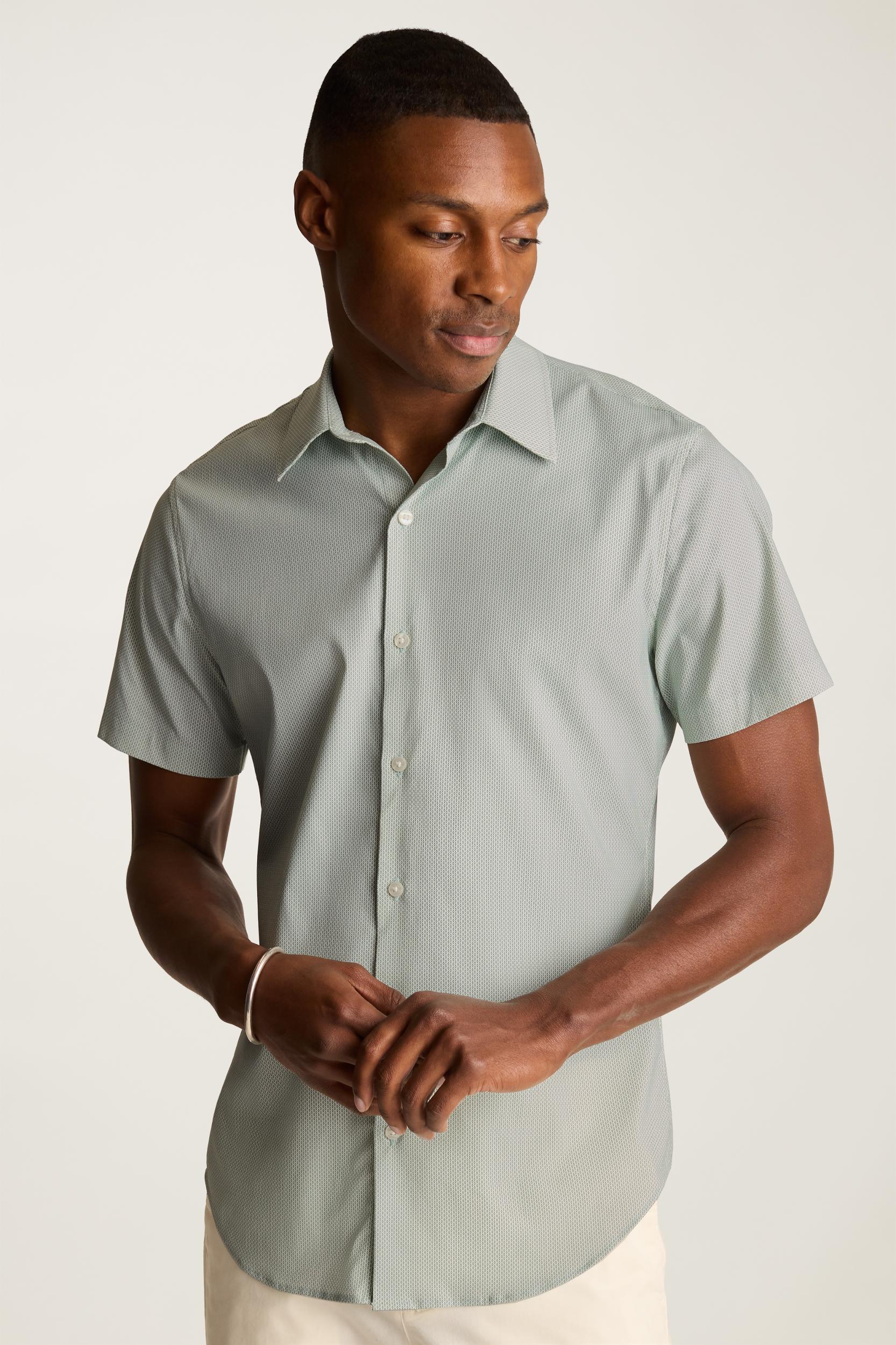 Tech Short Sleeve Shirt Product Image