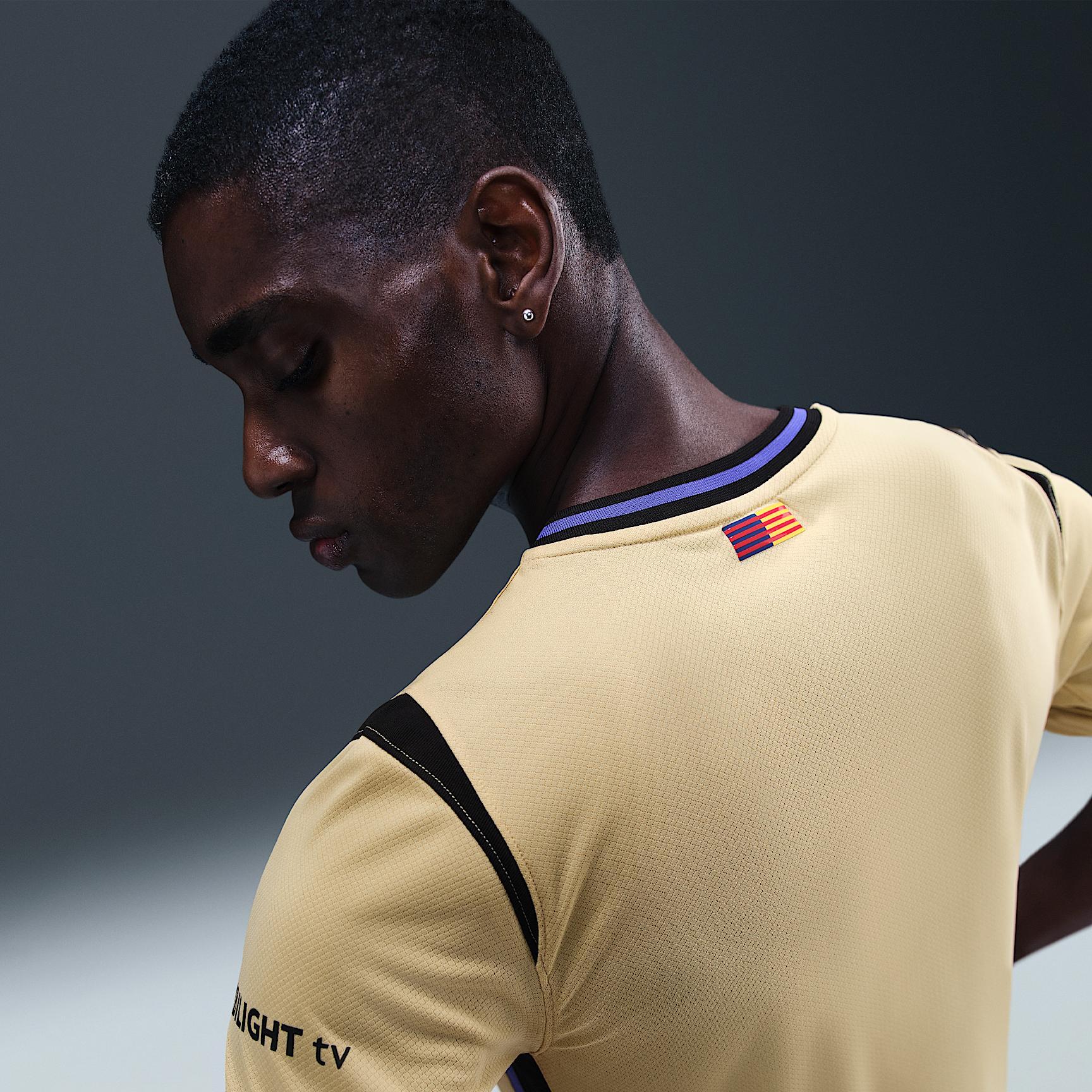 Mens Nike FC Barcelona 2025/26 Stadium Away Kobe Dri-FIT Soccer Replica Jersey | HJ4603-784 Product Image