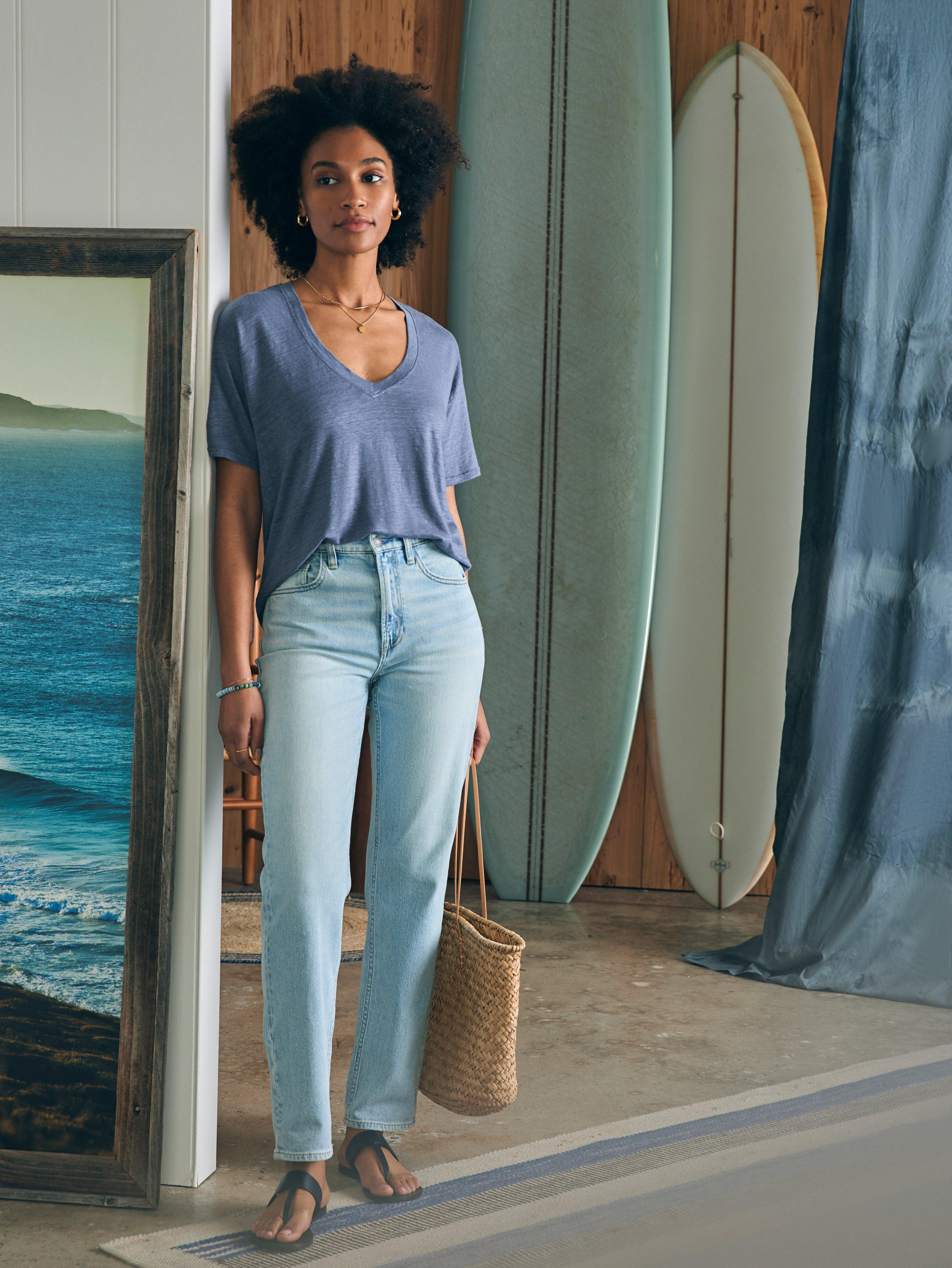 Oceanside Linen V-Neck Tee - Folkstone Female Product Image