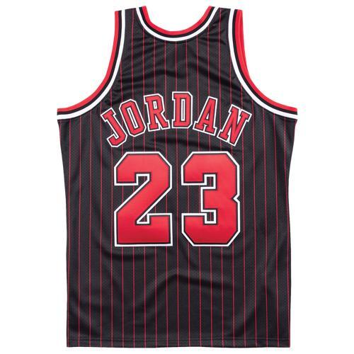 Men's Mitchell & Ness Michael Jordan Black Chicago Bulls 1996 Hardwood Classics Authentic Jersey, Size: 36 Product Image