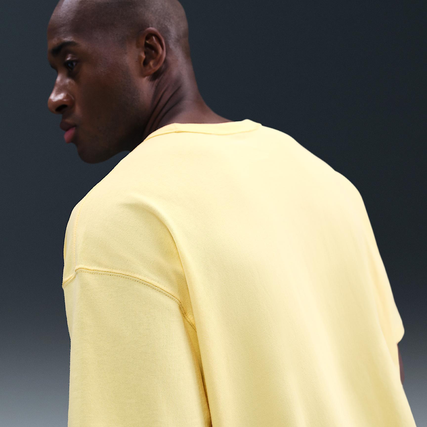 Mens Nike Sportswear Premium Essentials T-Shirt | HQ9240-722 Product Image