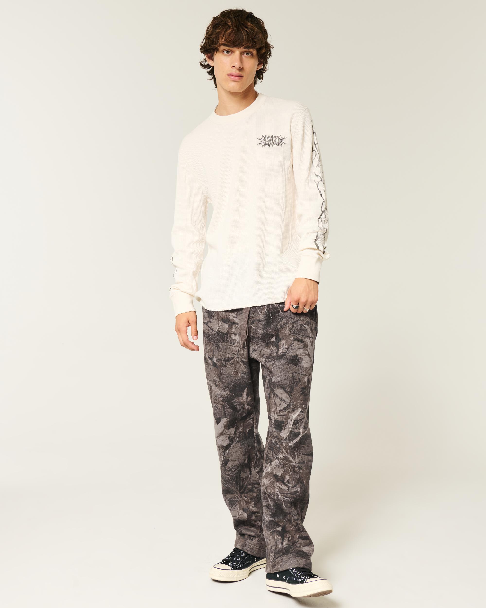 Camo Baggy Sweatpants Product Image