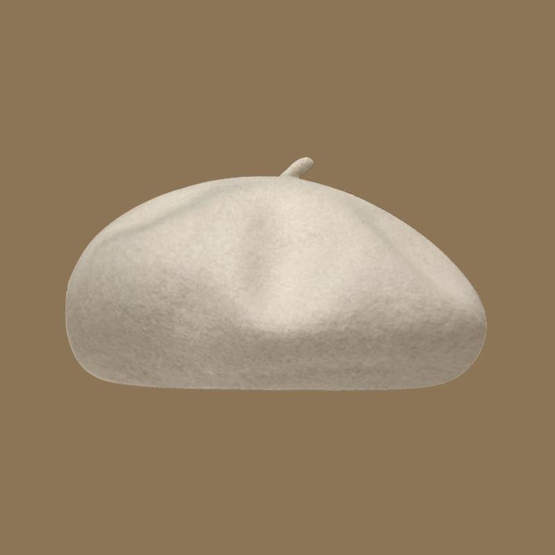 Plain Beret Product Image