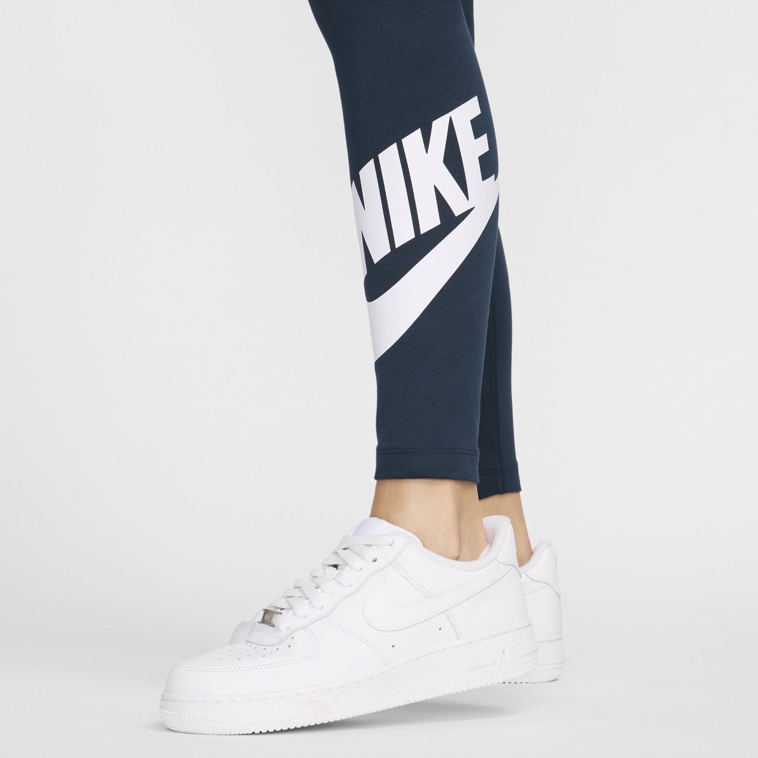 Women's Nike Sportswear Classics High-Waisted Graphic Leggings Product Image