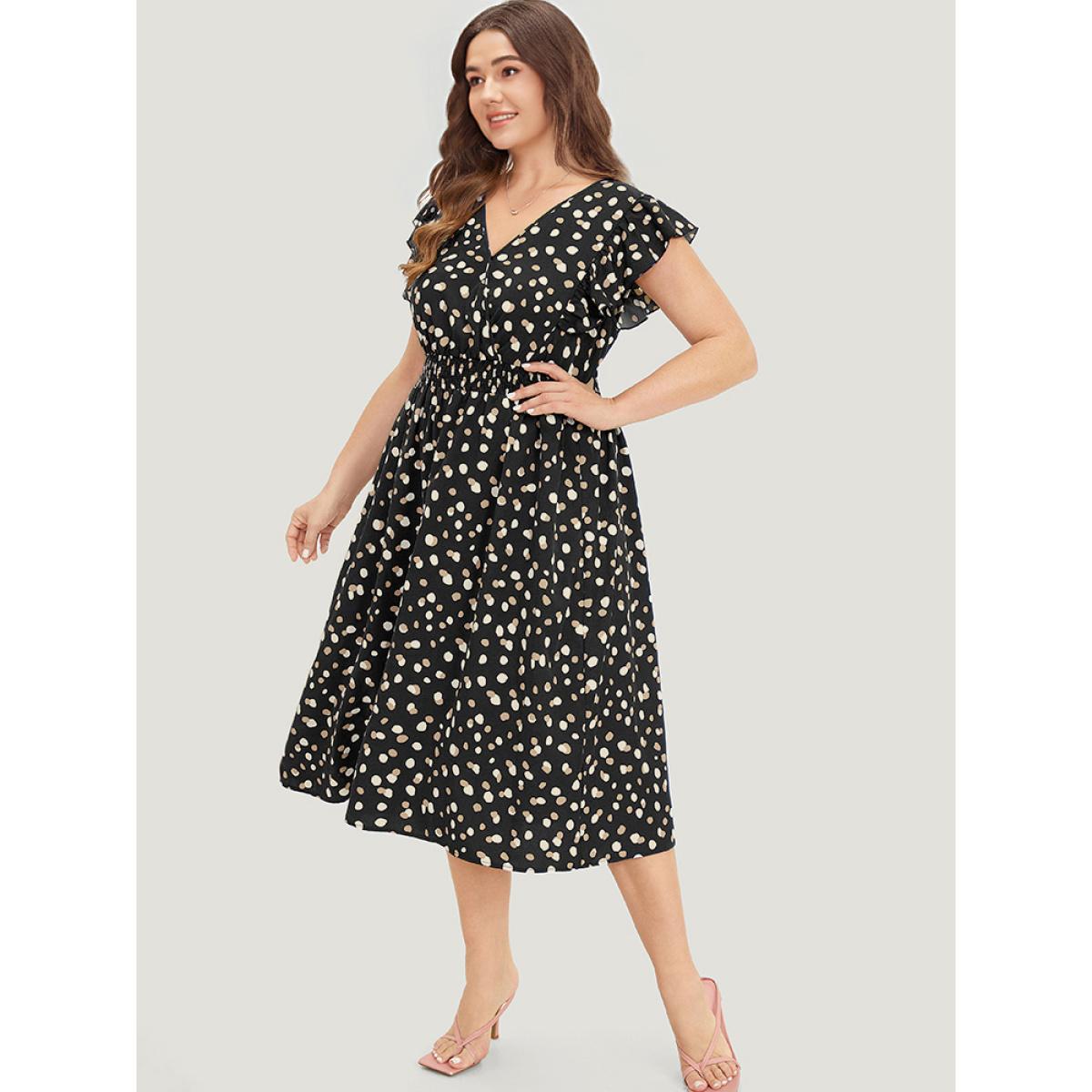 Plus Size Allover Print Pocket Wrap Flutter Cap Sleeve Dress Black Women Office Wrap V-neck Sleeveless Curvy Midi Dress BloomChic 30/6X Product Image