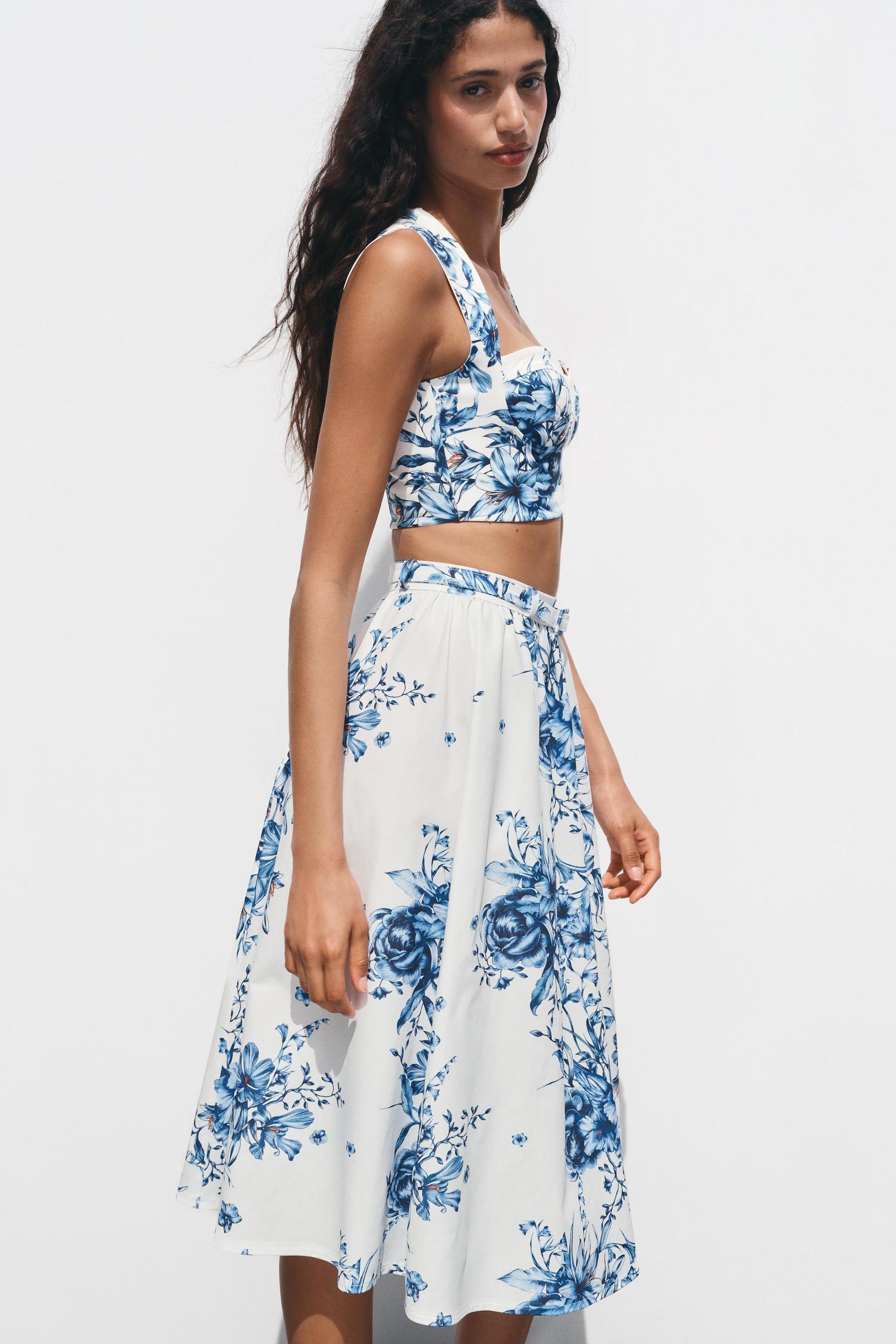 FLORAL PRINT MAXI SKIRT Product Image