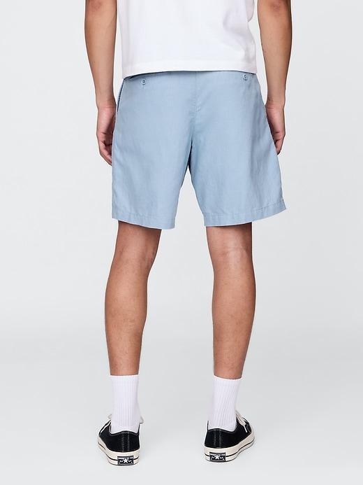 8" Linen-Cotton Shorts Product Image