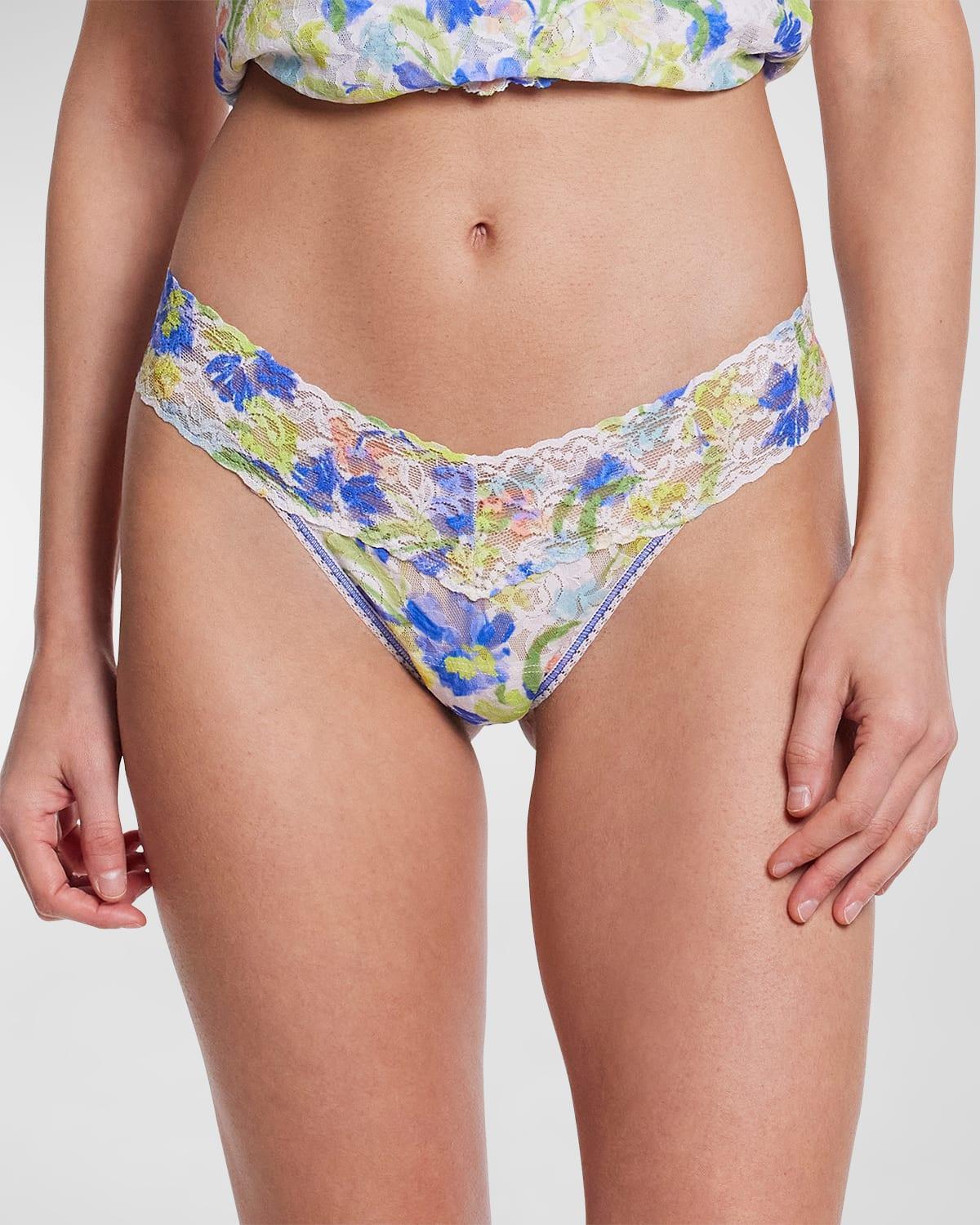 Signature Lace Low Rise Printed Thong Product Image