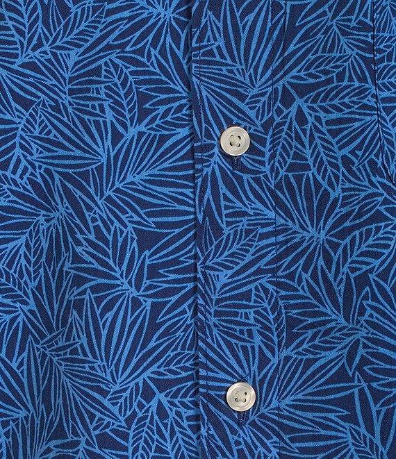 Roundtree & Yorke Short Sleeve Leaf Print Seersucker Sport Shirt Product Image