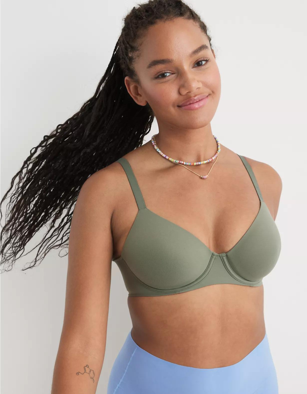 SMOOTHEZ Full Coverage Lightly Lined Bra Product Image