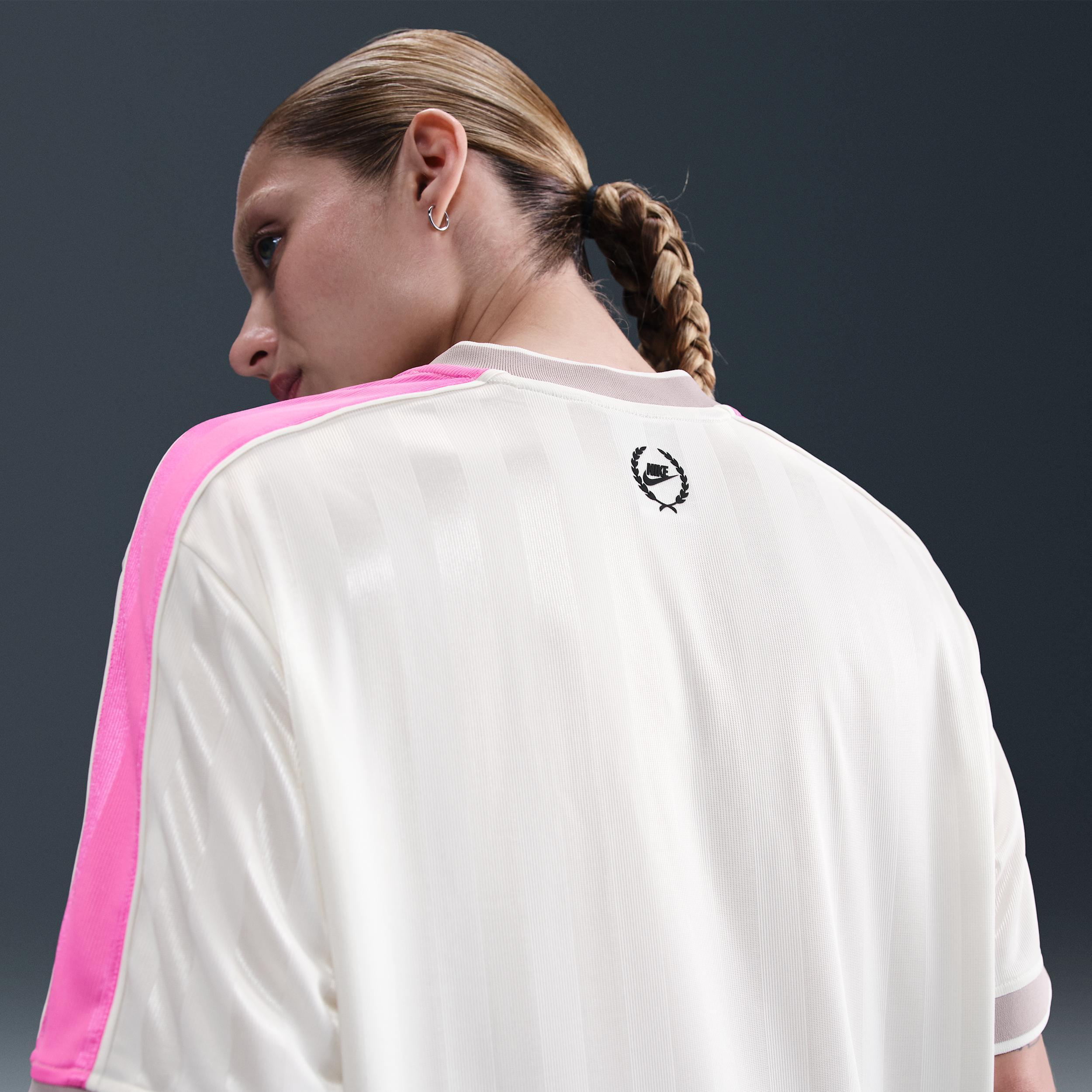 Womens Nike Sportswear V-Neck Jersey Top | IH8504-633 Product Image