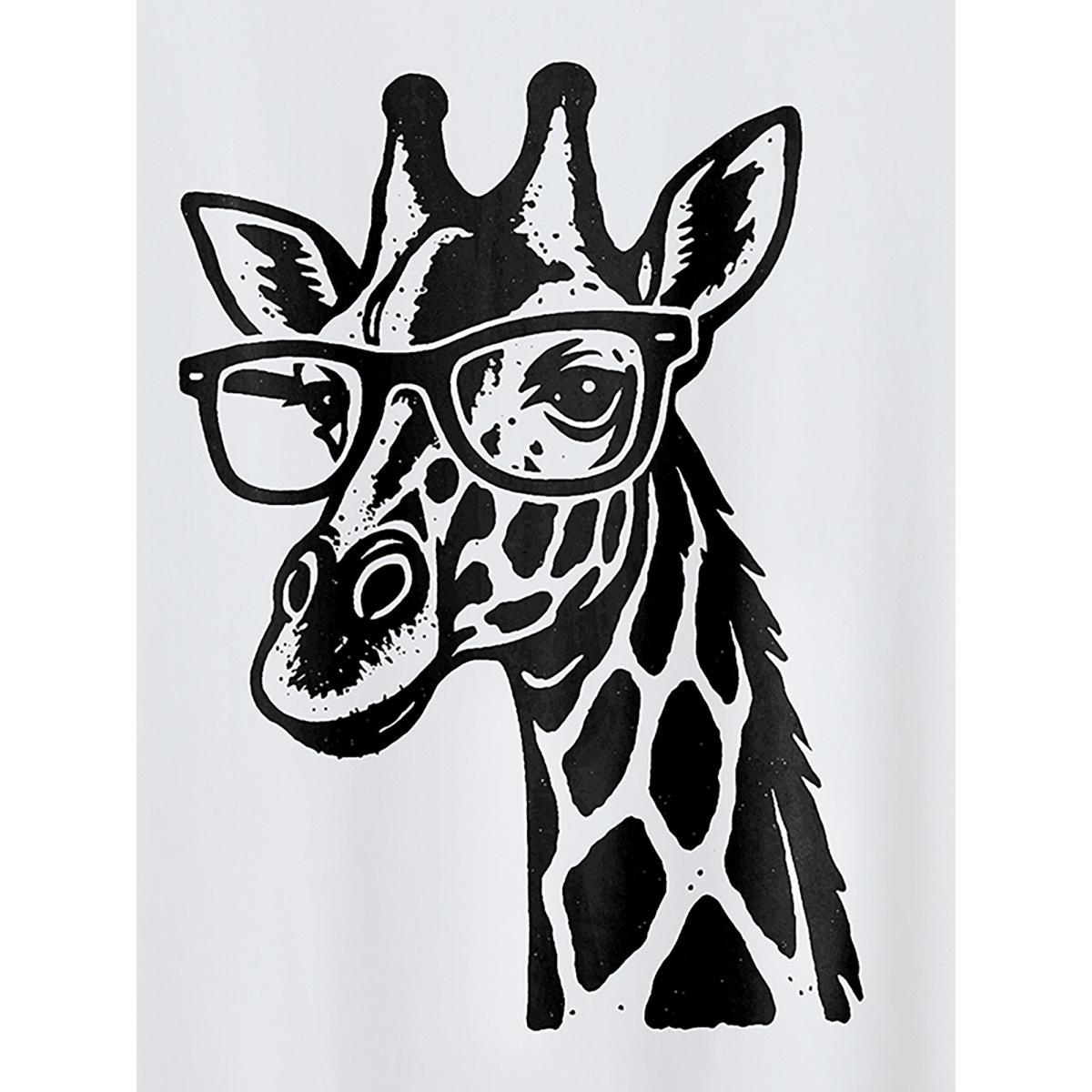 Plus Size Giraffe Print Round Neck T-Shirt Originalwhite Women Non Animals Round Neck Everyday-Casual T-shirts BloomChic 10/M Product Image