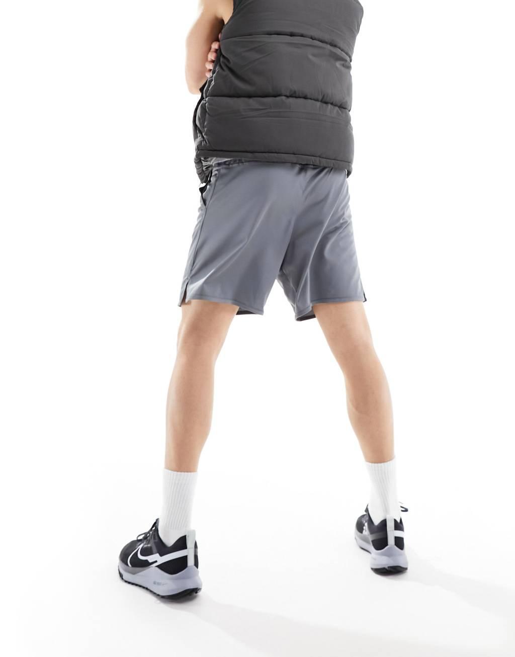 Nike Training Dri-FIT Totality 7 inch unlined shorts Product Image